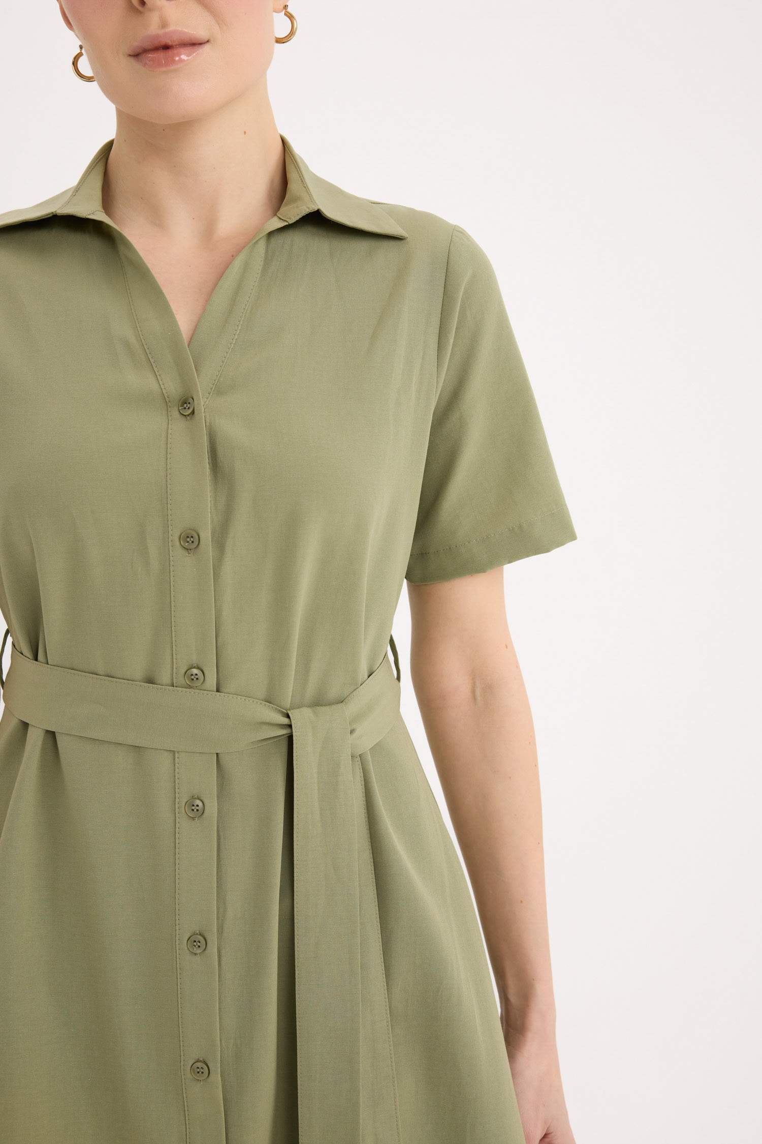 A Cut Shirt Collar Poplin Short Sleeve Midi Dress
