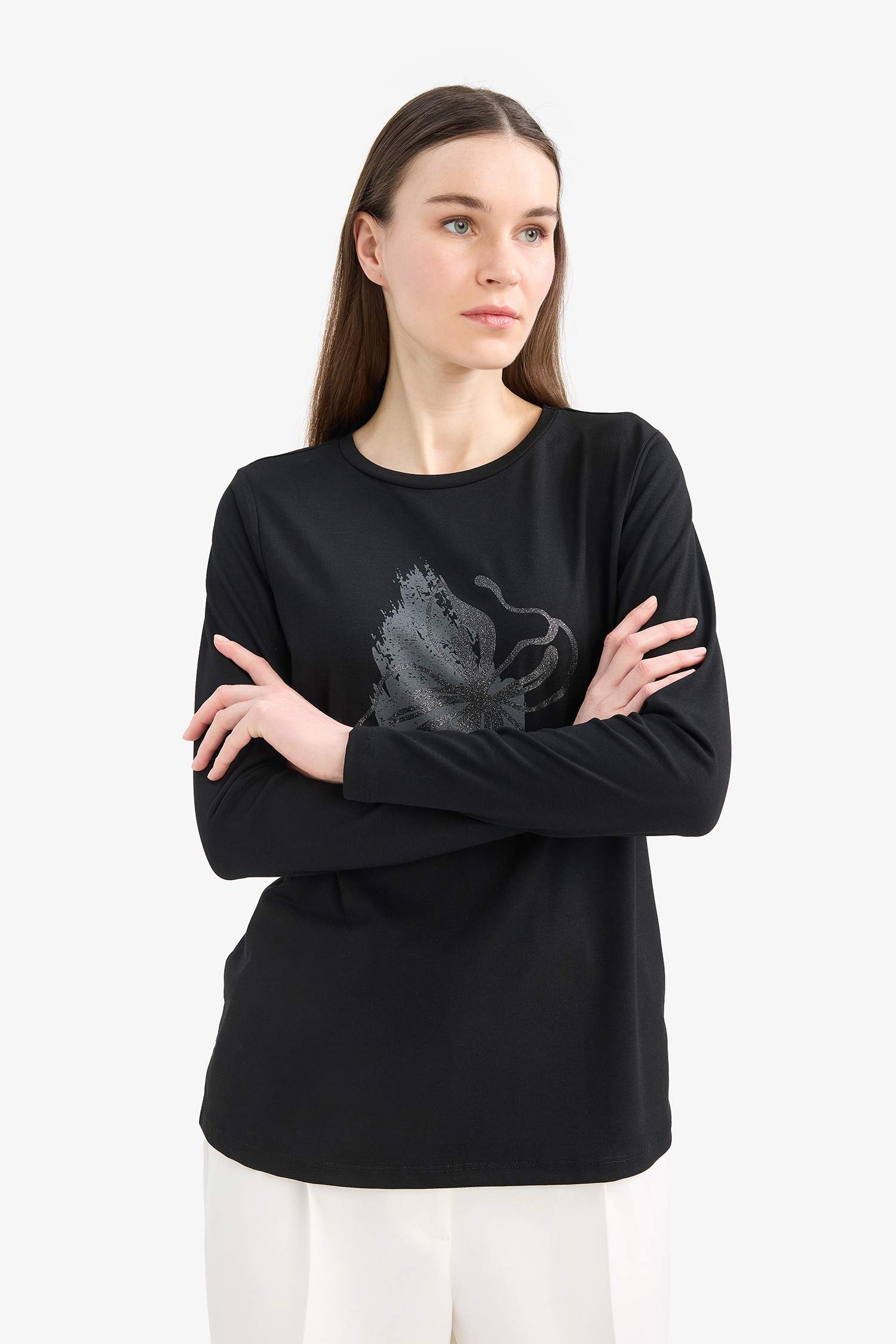 Traditional Regular Fit Crew Neck Glitter T-Shirt