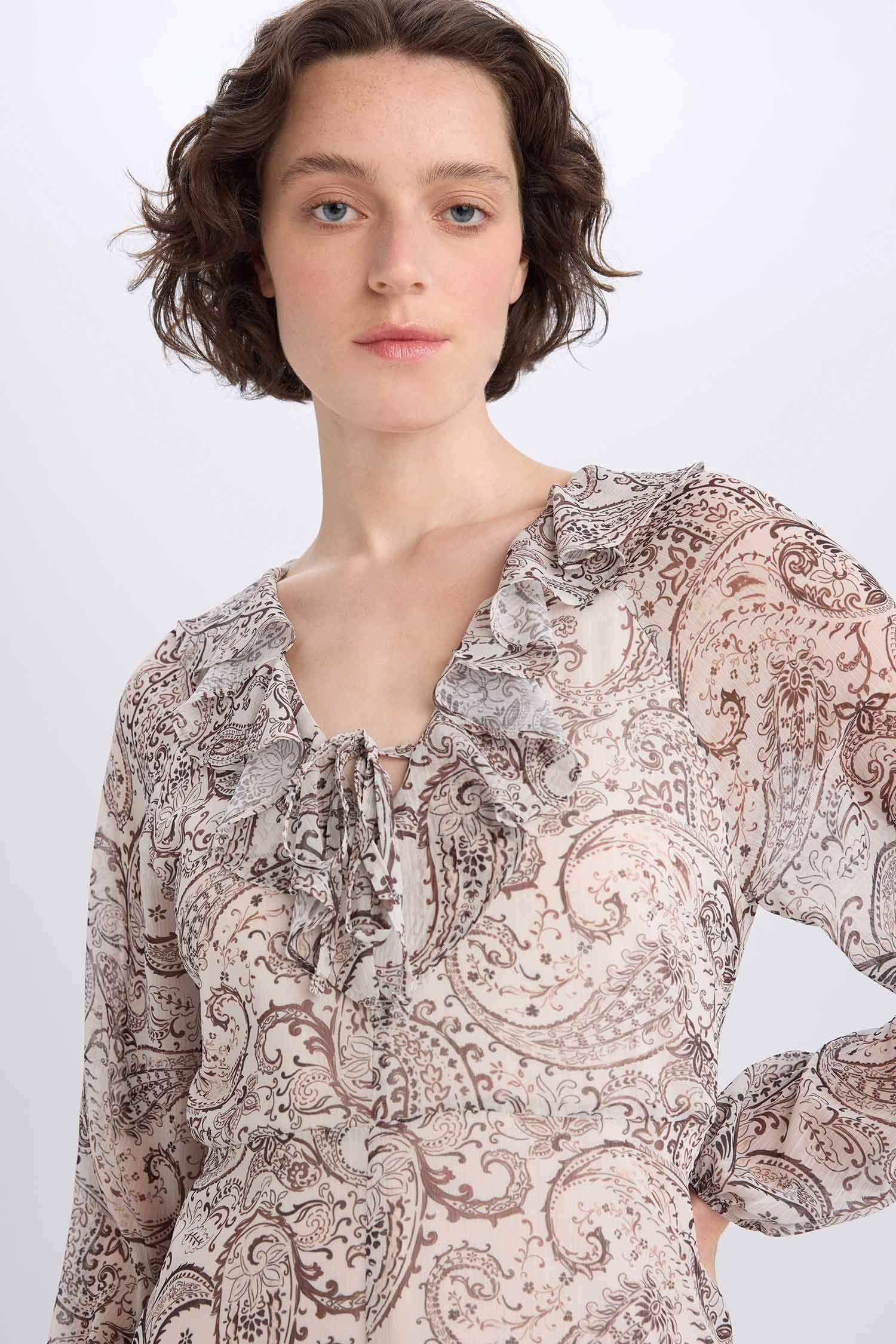 Fırfırlı Yaka Etnik Desenli Şifon Uzun Kollu Midi Elbise