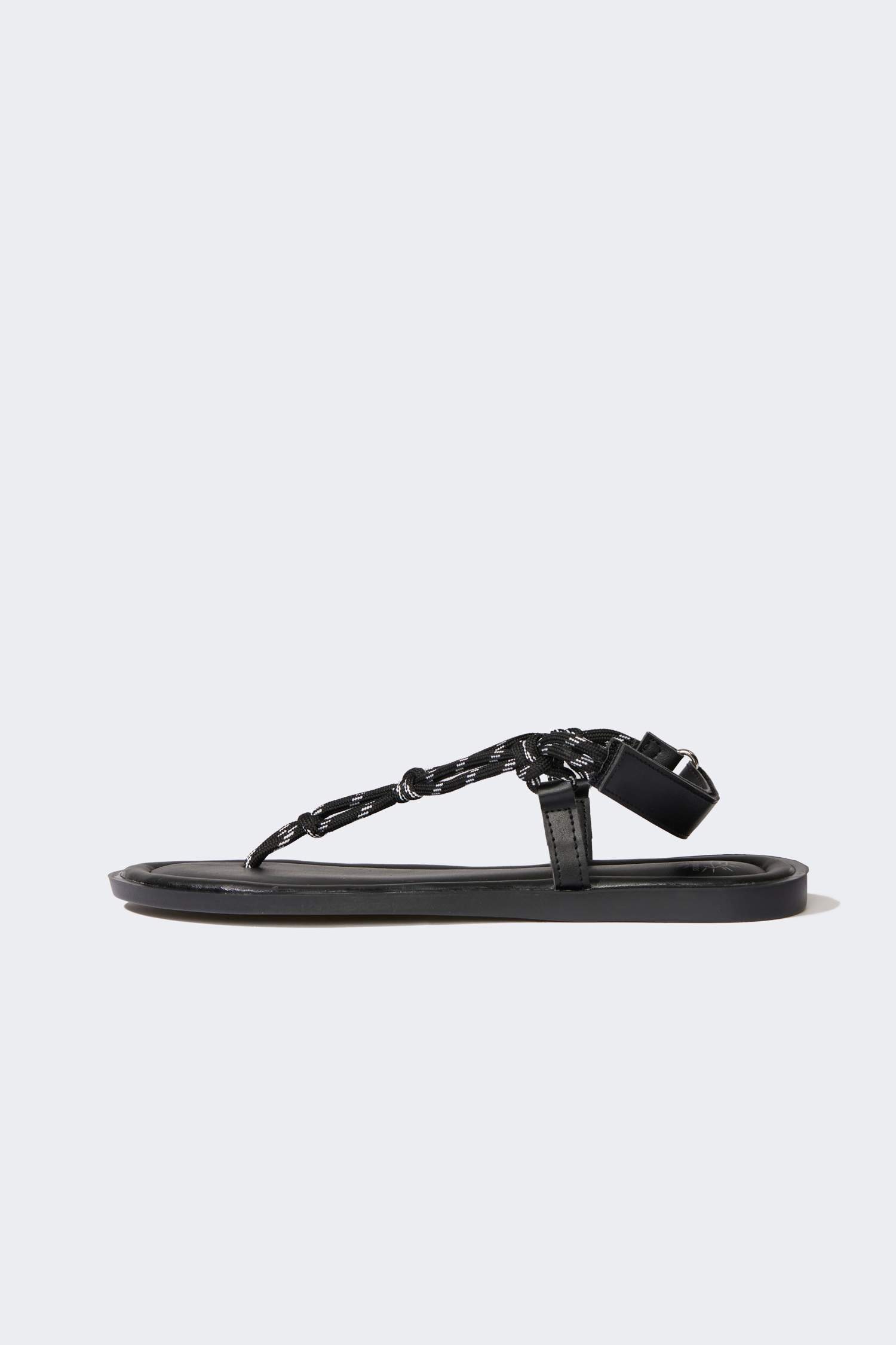 Kadın Tek Bantlı Düz Taban Terlik