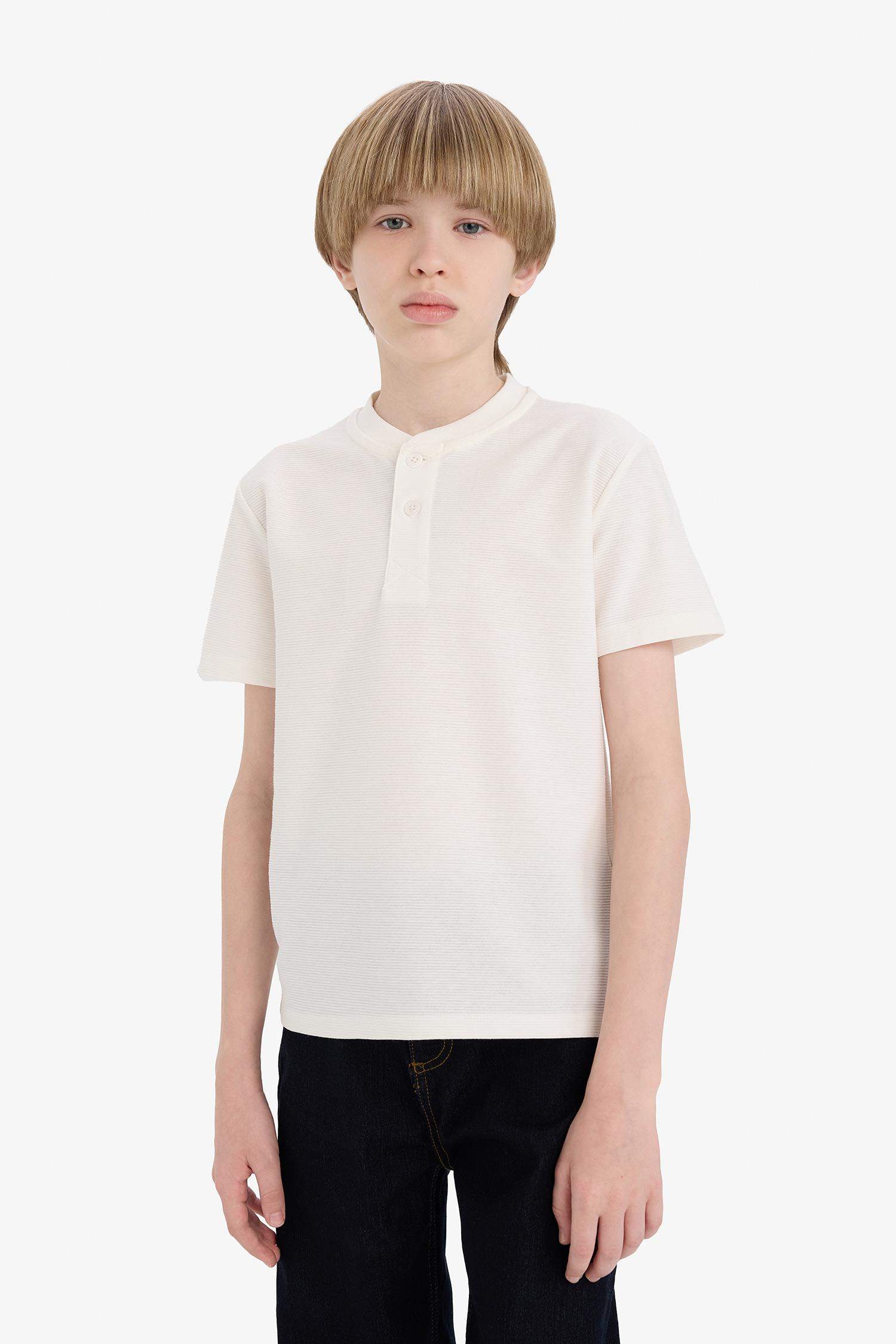 Erkek Çocuk Hakim Yaka Kısa Kollu Tişört