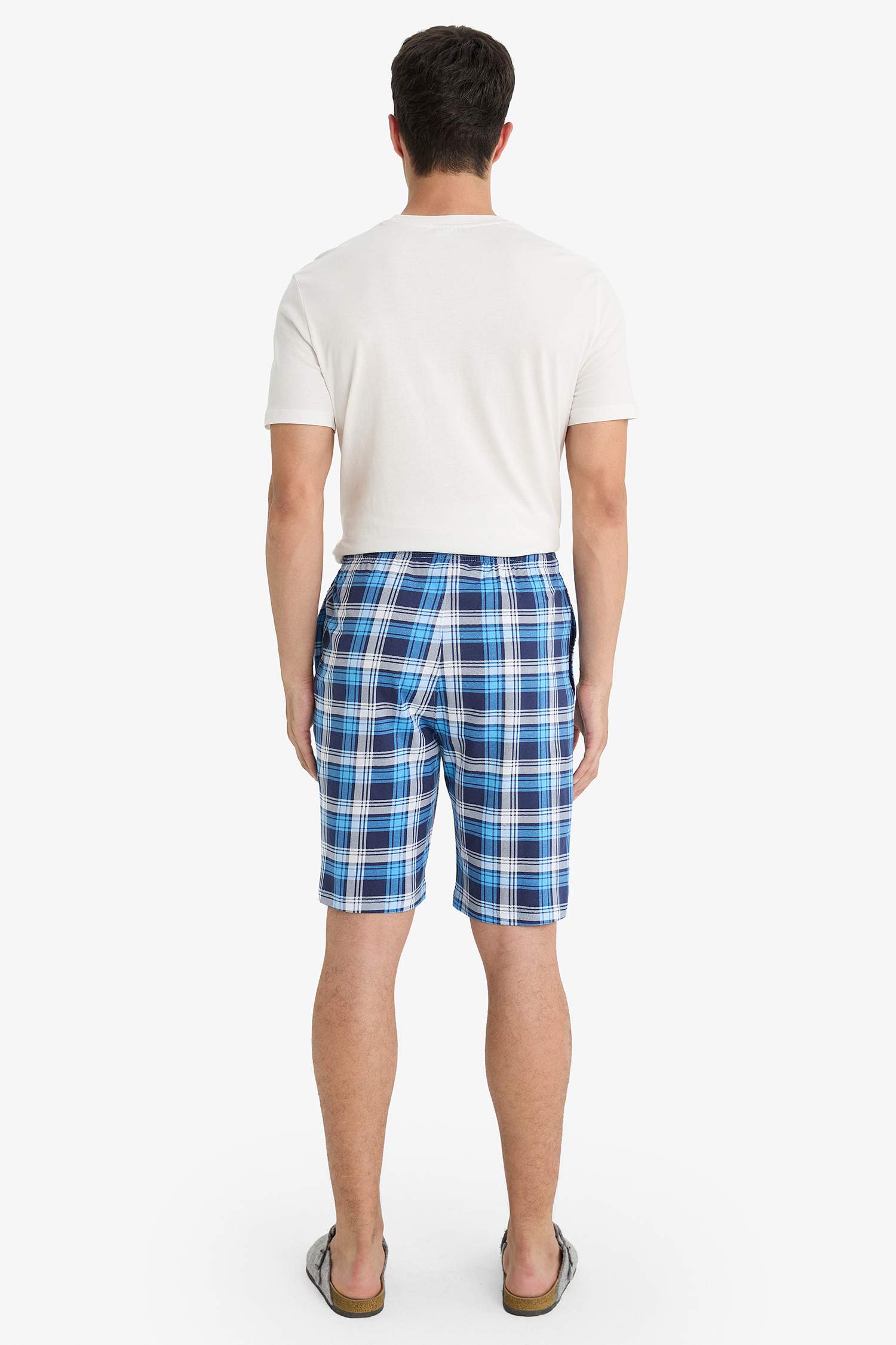 بنطلون بجامة كاروهات قصة عادية