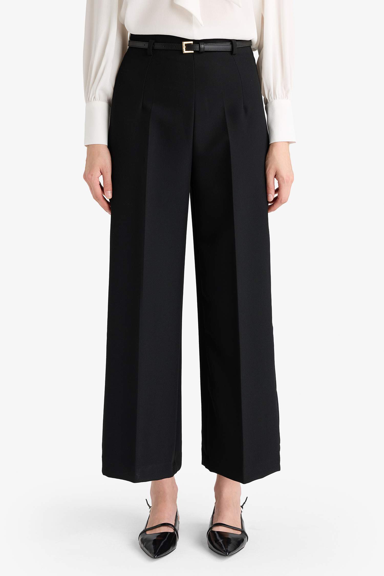 بنطلون كولوت فيت برجل عادي وخصر عالي