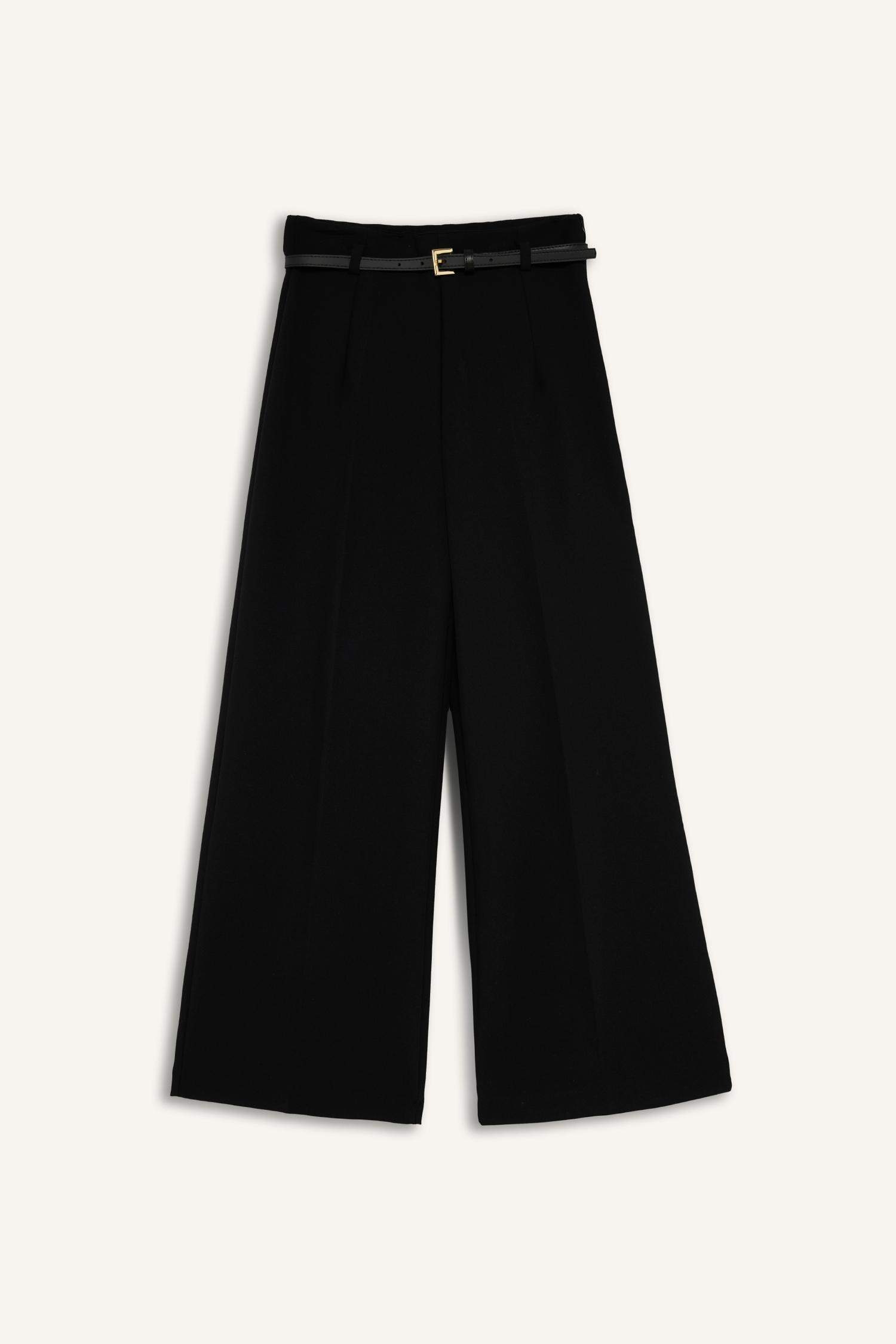 بنطلون كولوت فيت برجل عادي وخصر عالي