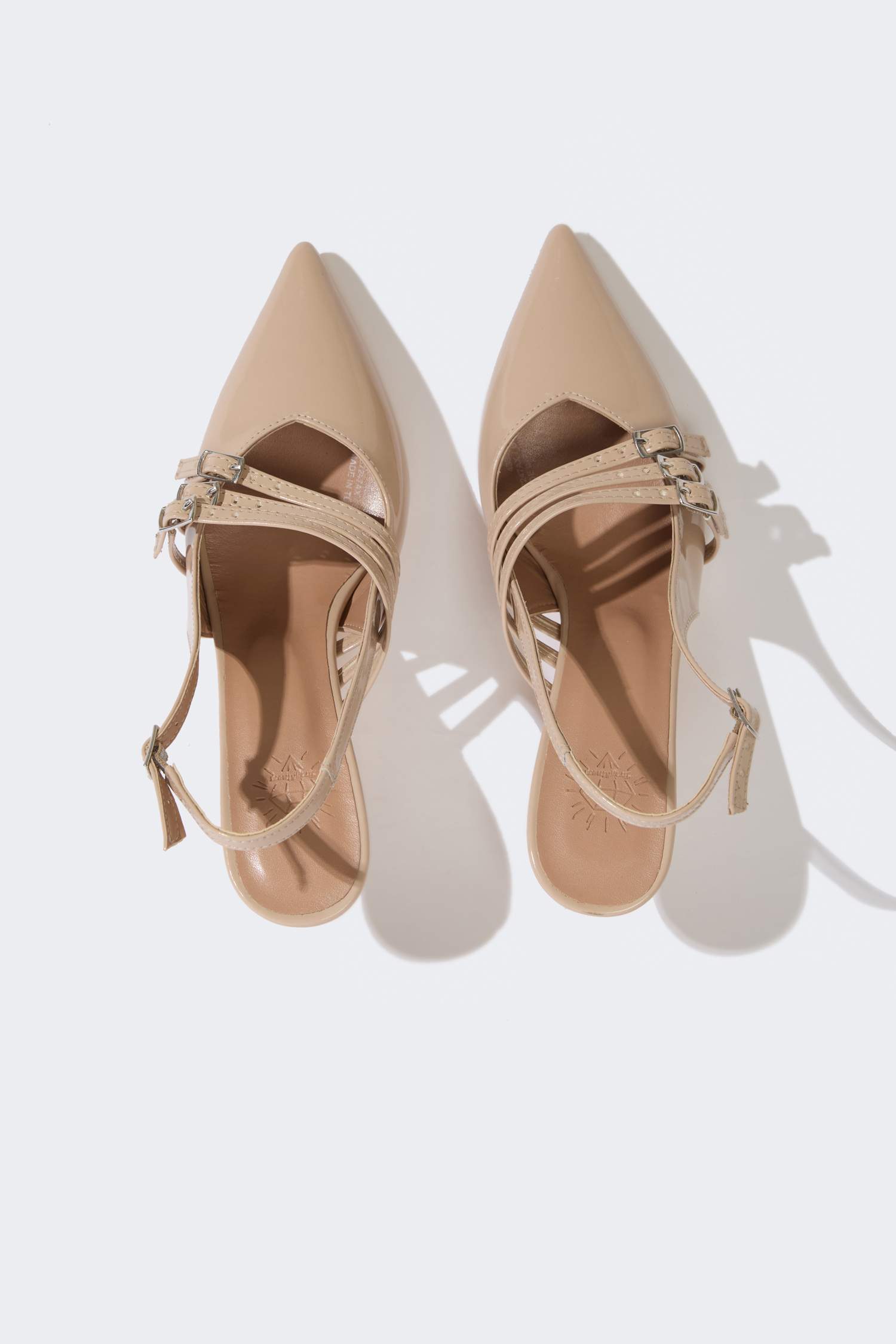 Kadın Çift Bantlı Yüksek Taban Suni Deri Topuklu Sandalet