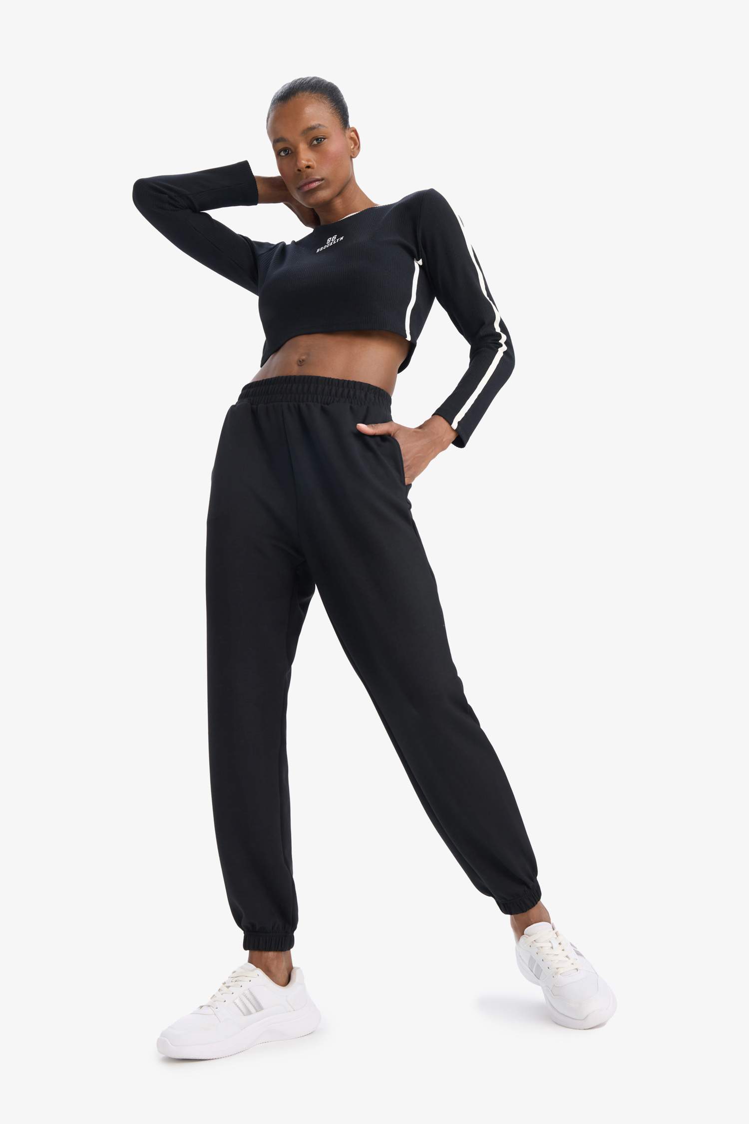 Slim Fit Dar Kesim Bisiklet Yaka Baskılı Sporcu Uzun Kollu Tişört