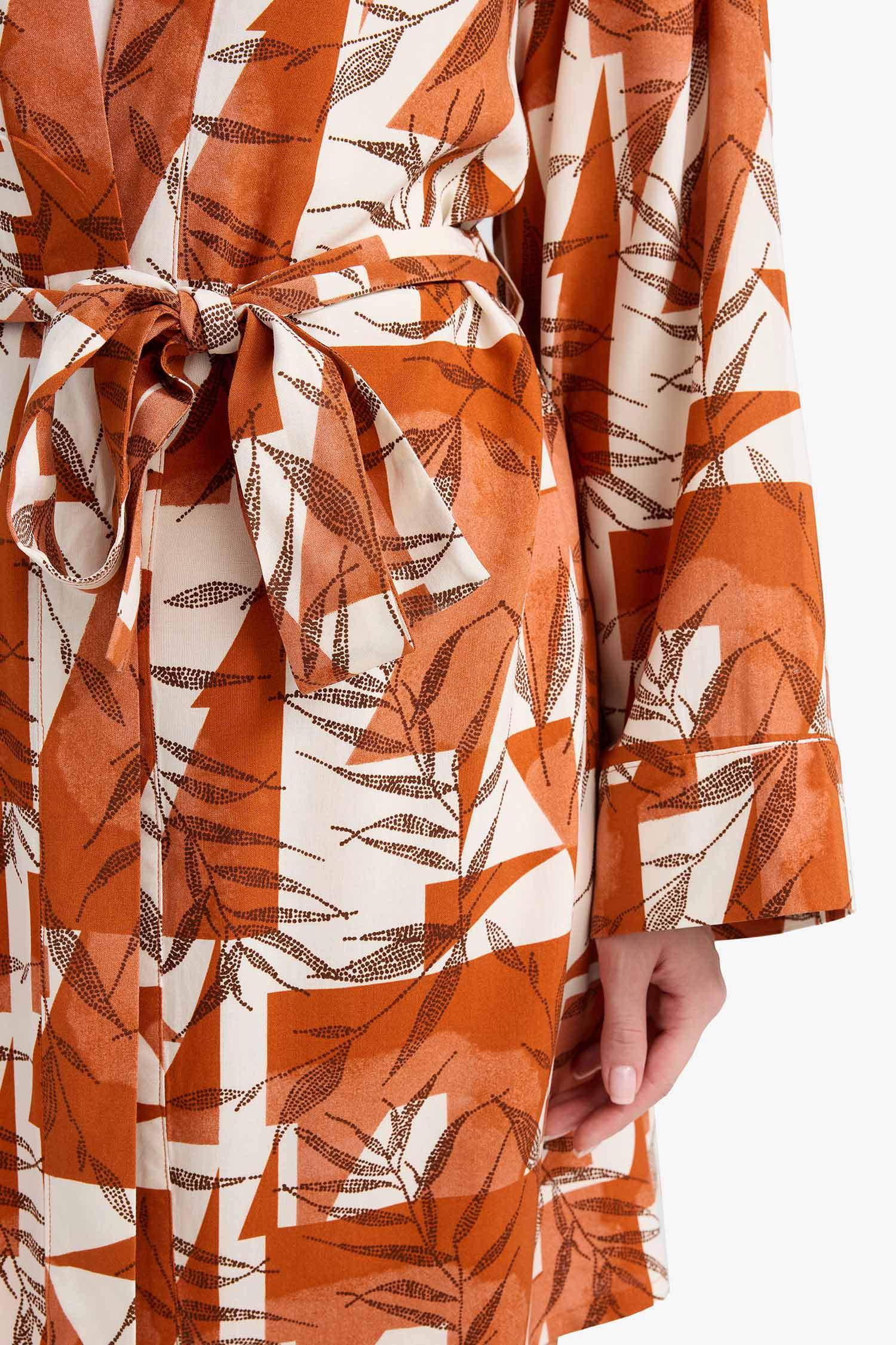 كيمونو فلورال فيسكوز قصة مريحة بياقة مستديرة برتقلي غامق
