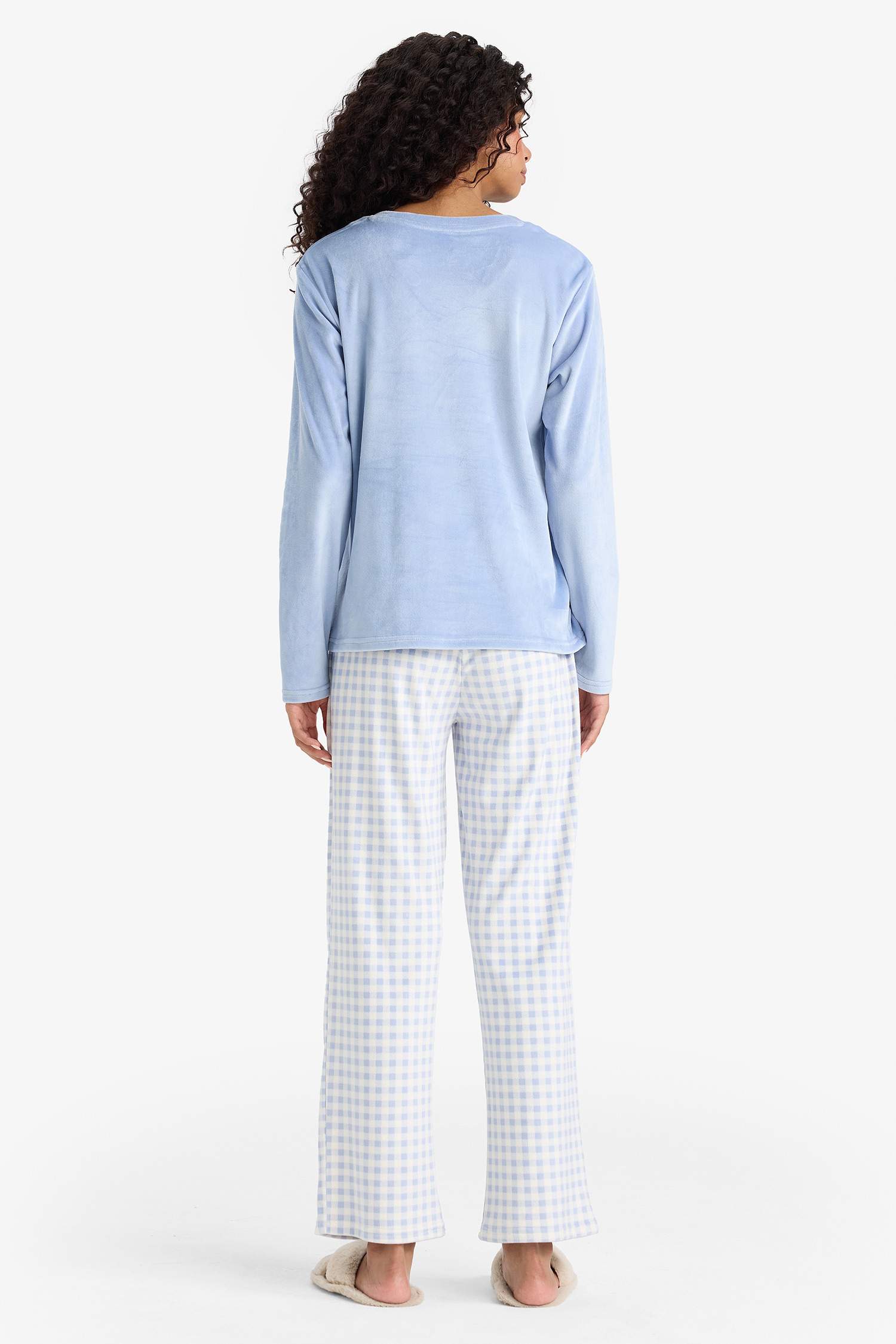 Pijama Takımı Regular Fit Uzun Kollu Velur Üst Kareli Uzun Alt