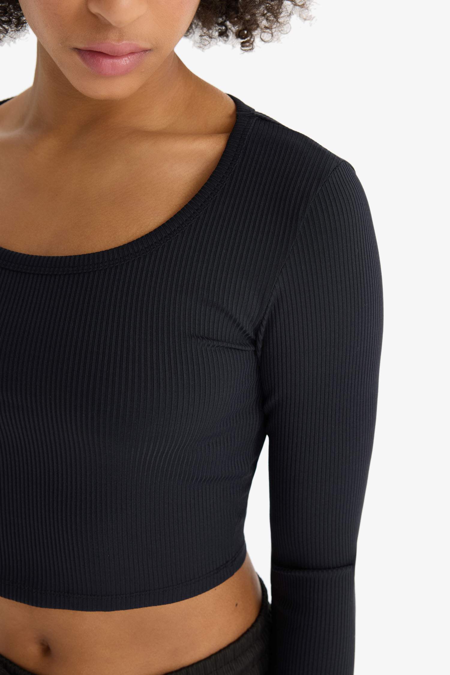 DeFactoFit Crew Neck Sports Crop T-Shirt