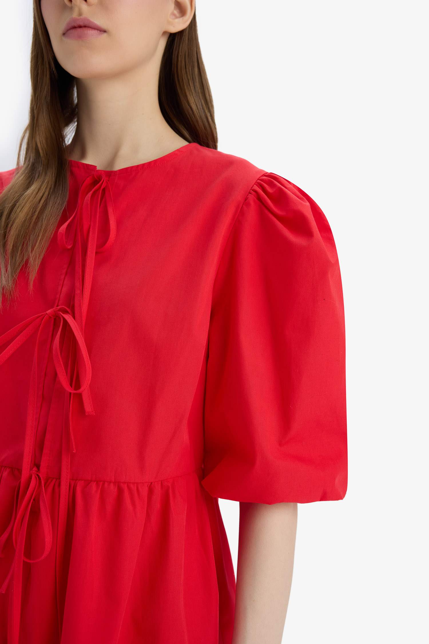 فستان ميدي بوبلين بقصة A بياخة مستديرة