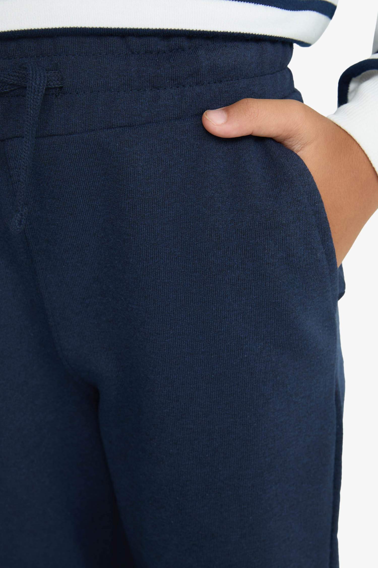 بنطرون بجامة رياضي ولادي قماش خفيف قصة عادية