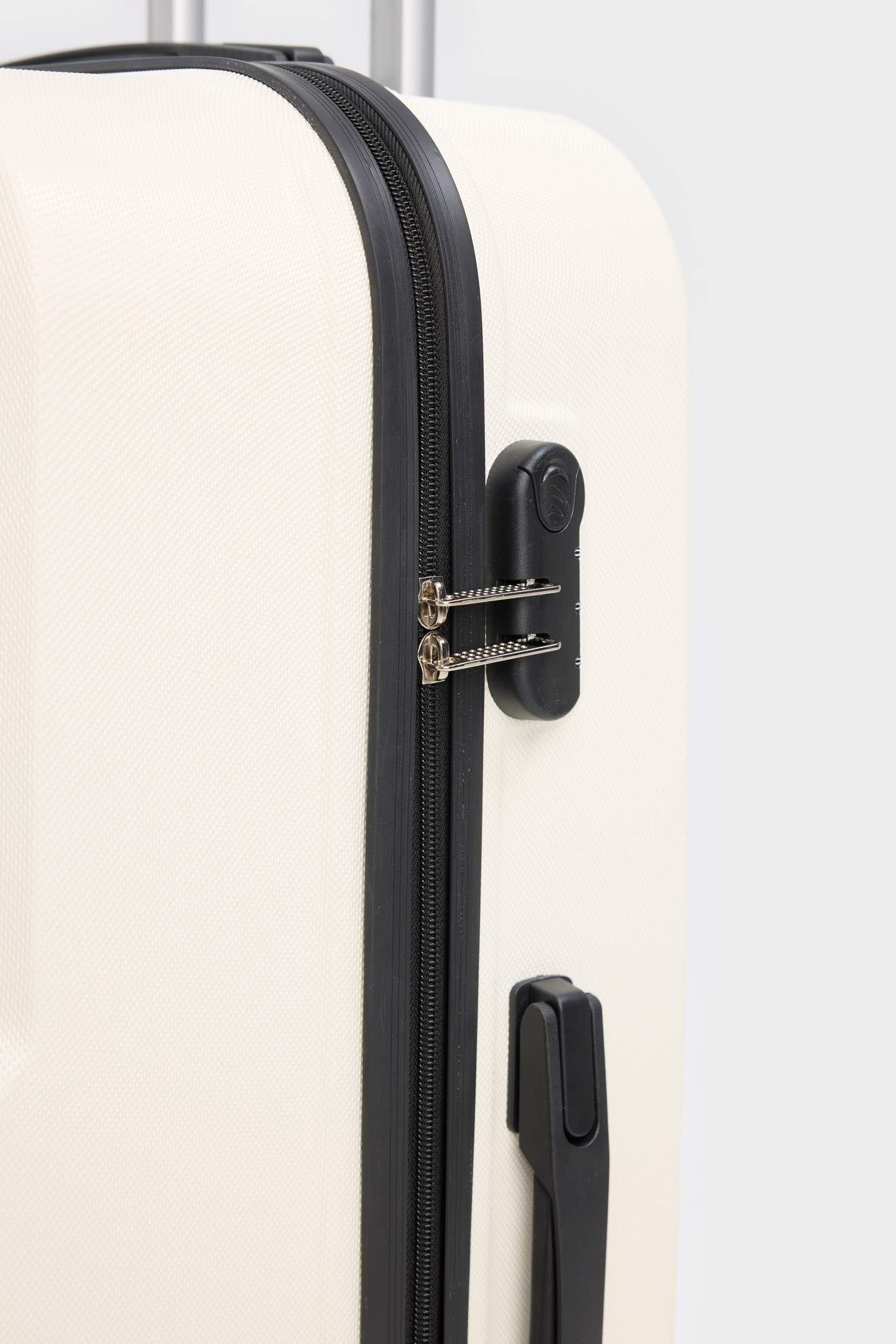 جنطة سفر حجم كبير للجنسين بعجلات