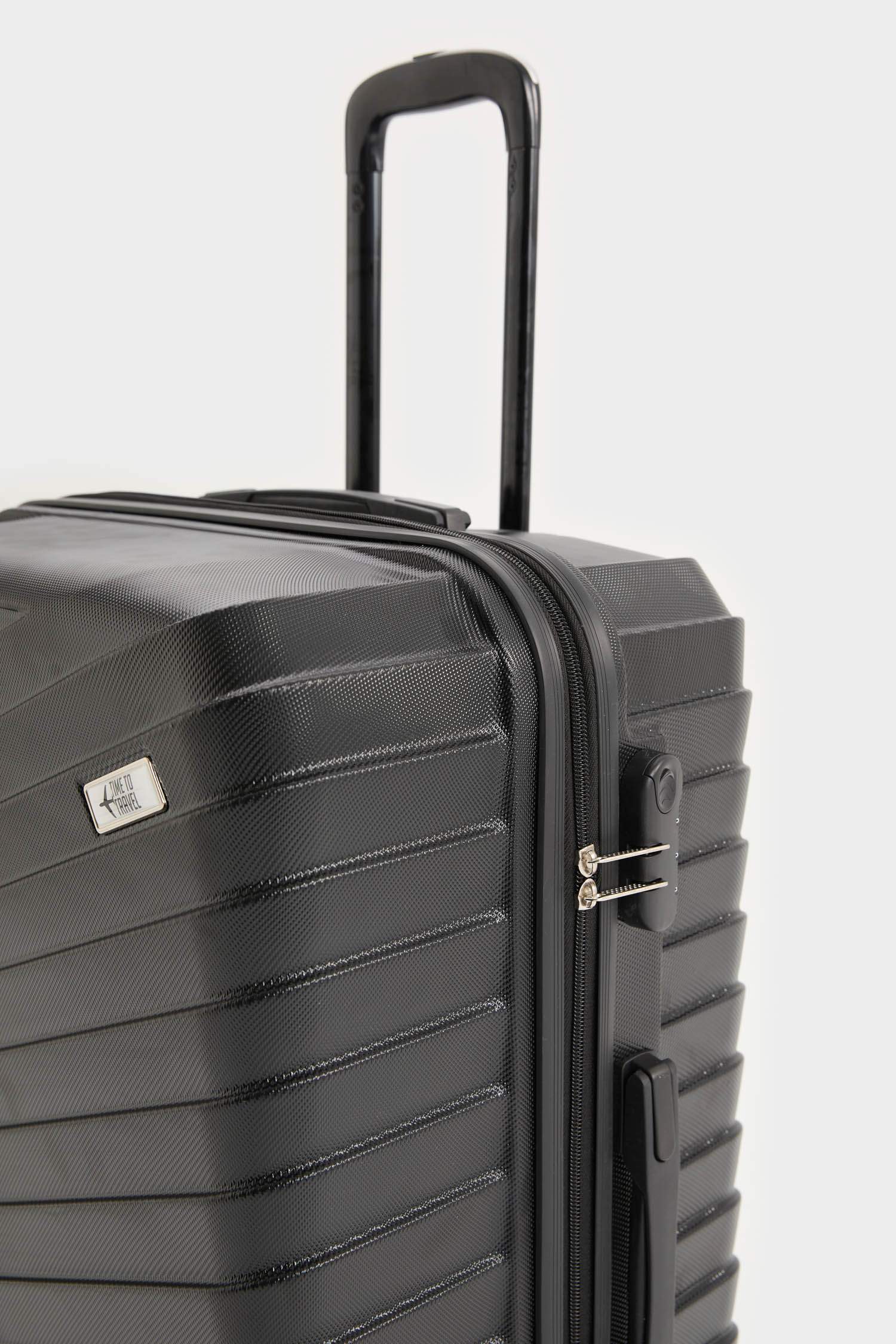 جنطة سفر للجنسين حجم كبير بغطاء صلب وعجلات