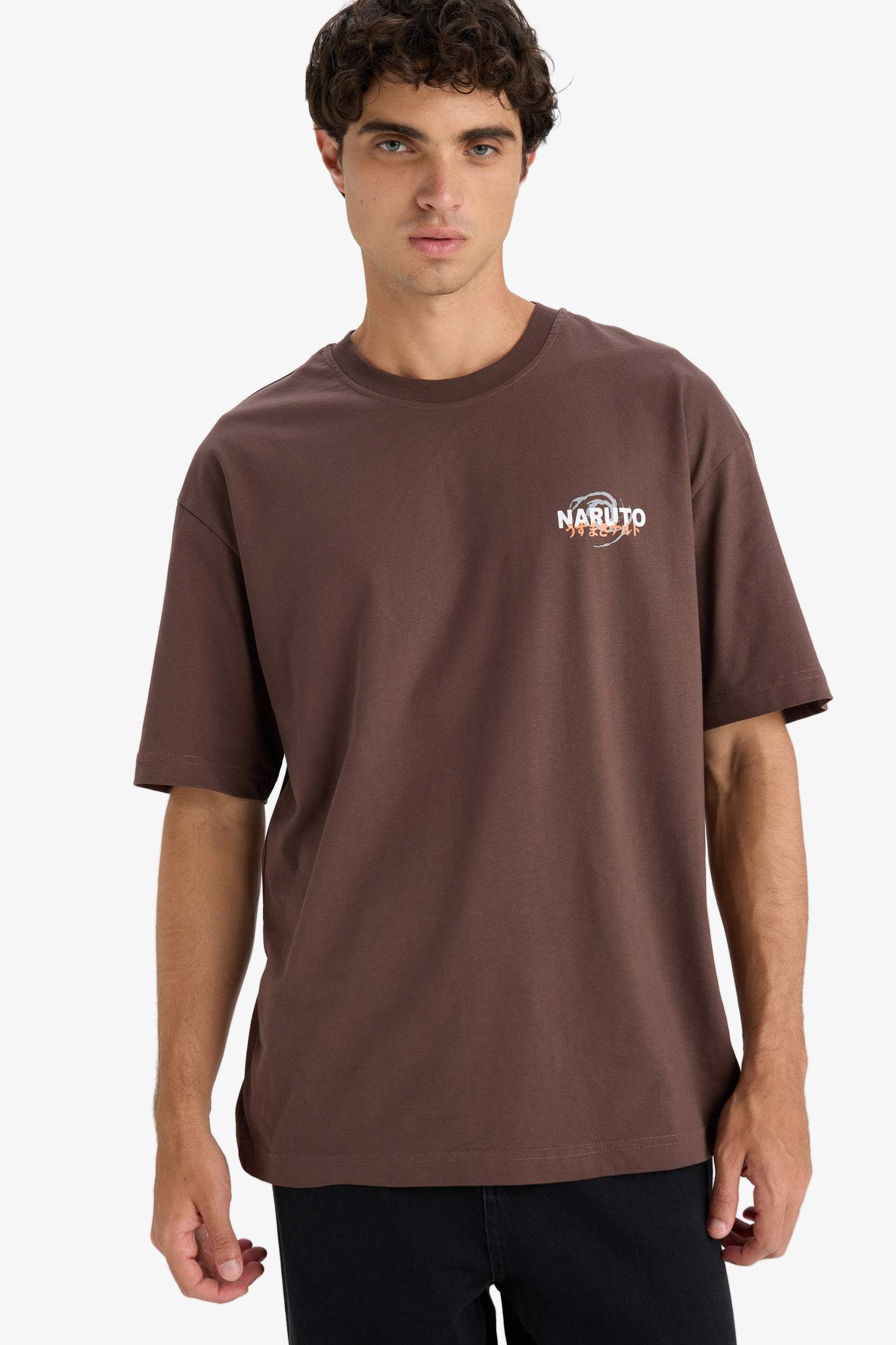 %100 Pamuk Naruto Boxy Fit Rahat Kesim Bisiklet Yaka Sırt Baskılı Kısa Kollu Tişört