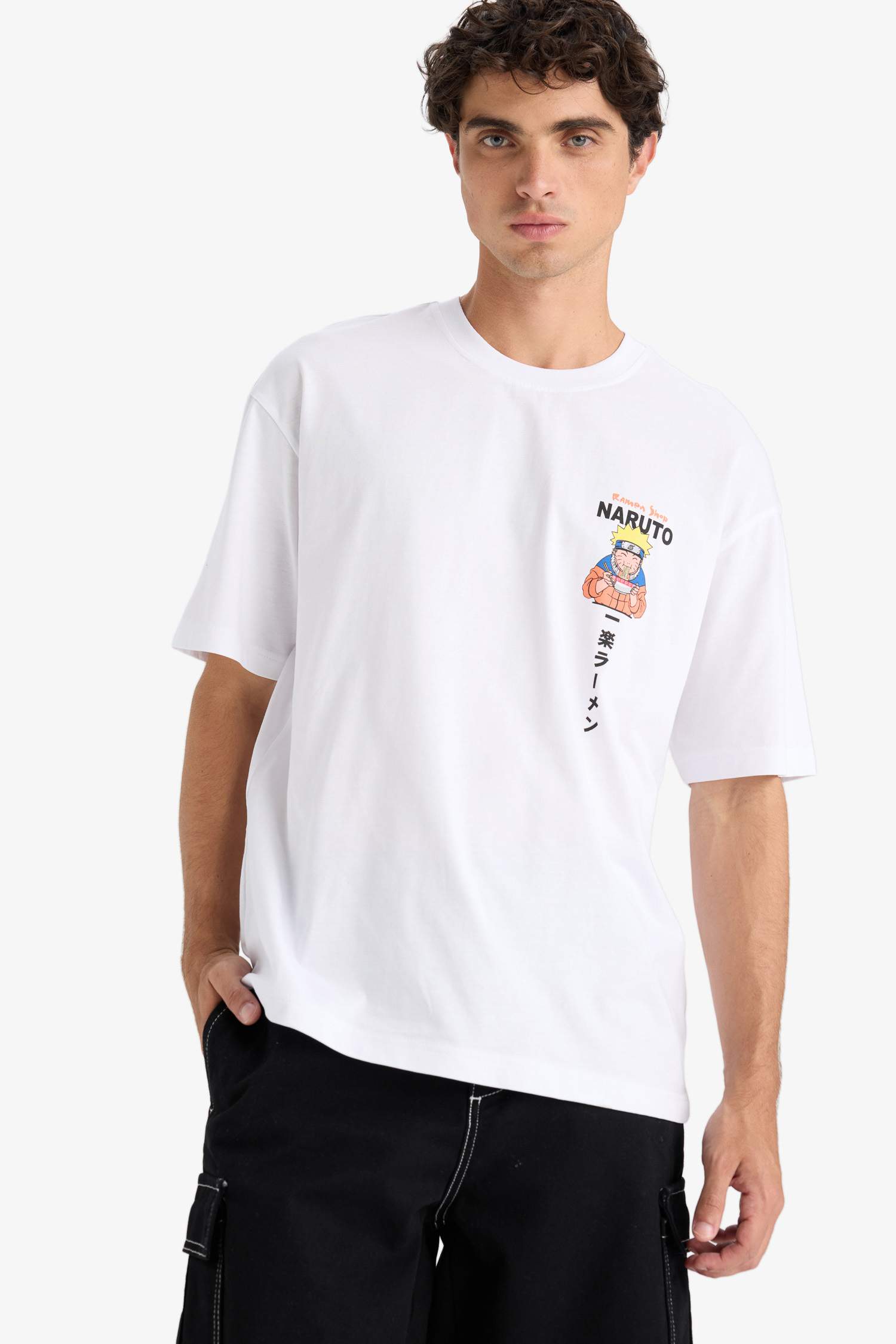 %100 Pamuk Naruto Boxy Fit Rahat Kesim Bisiklet Yaka Sırt Baskılı Kısa Kollu Tişört