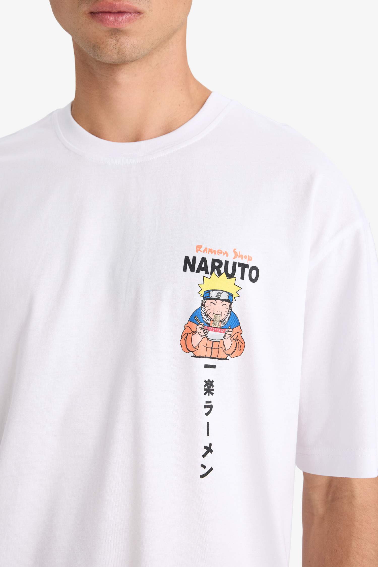 %100 Pamuk Naruto Boxy Fit Rahat Kesim Bisiklet Yaka Sırt Baskılı Kısa Kollu Tişört