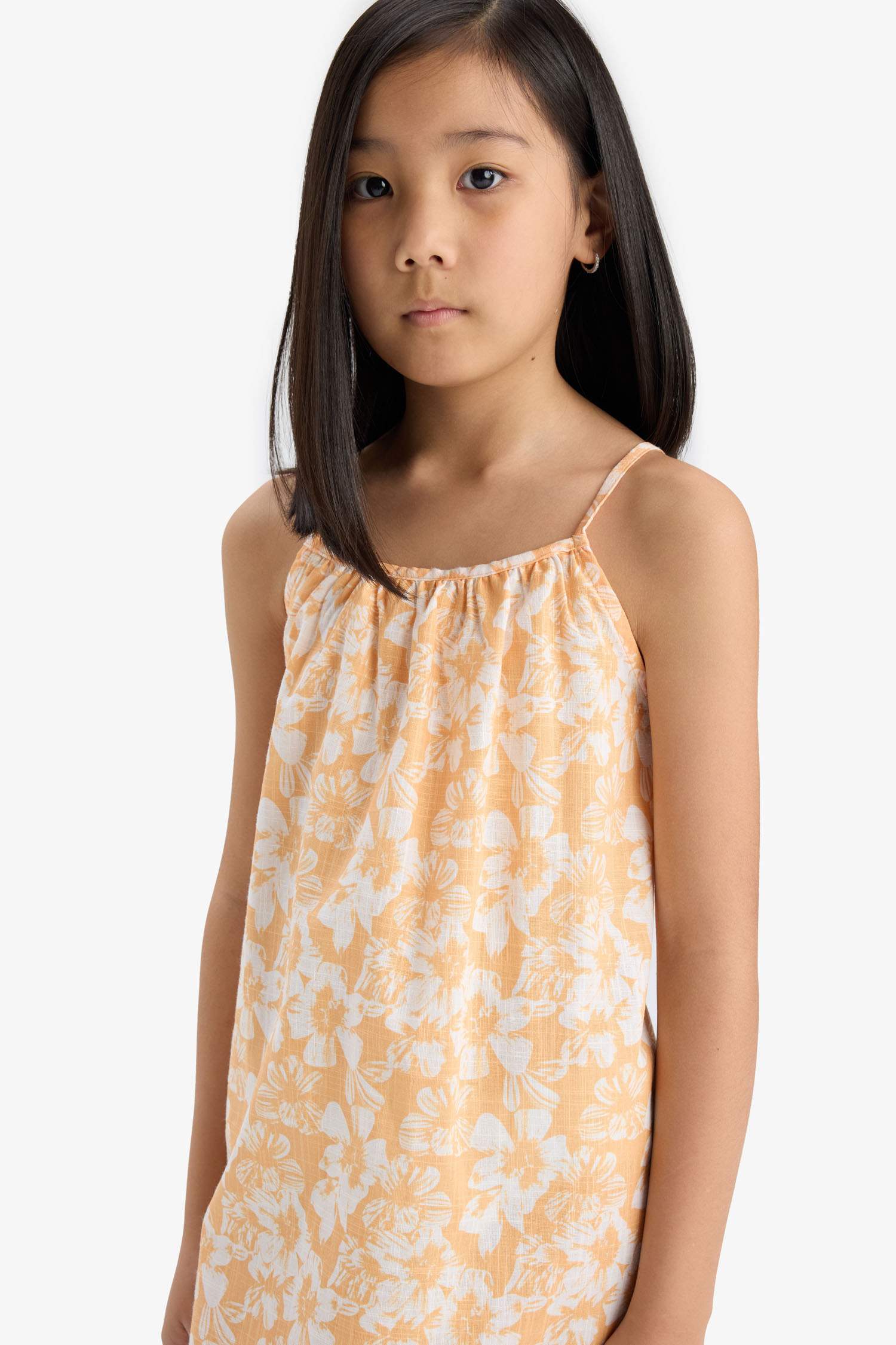 Қыздарға белдіктерде Тоқылған көйлек