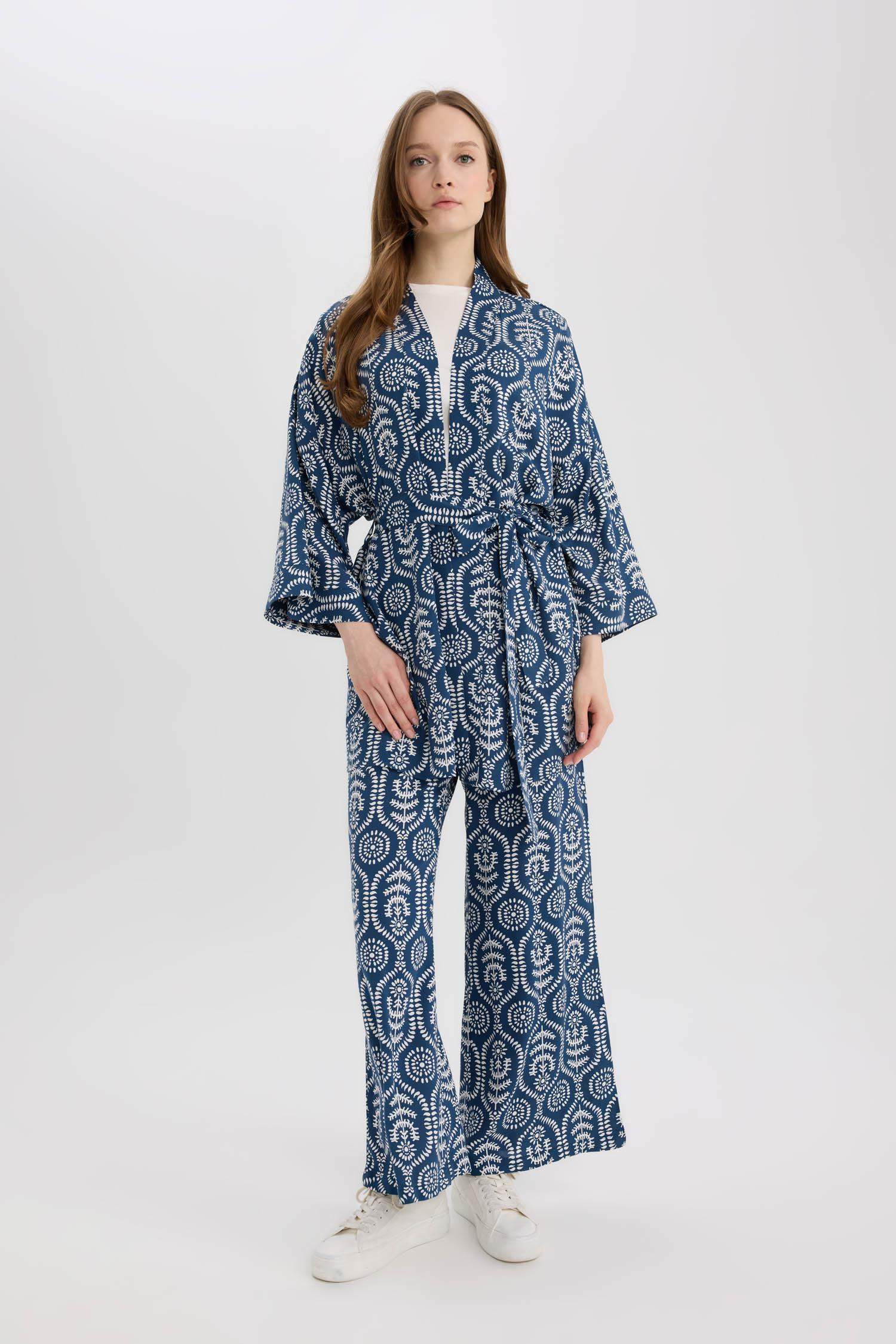 Regular Fit Cep Detaylı Desenli Geniş Bol Paça Pantolon