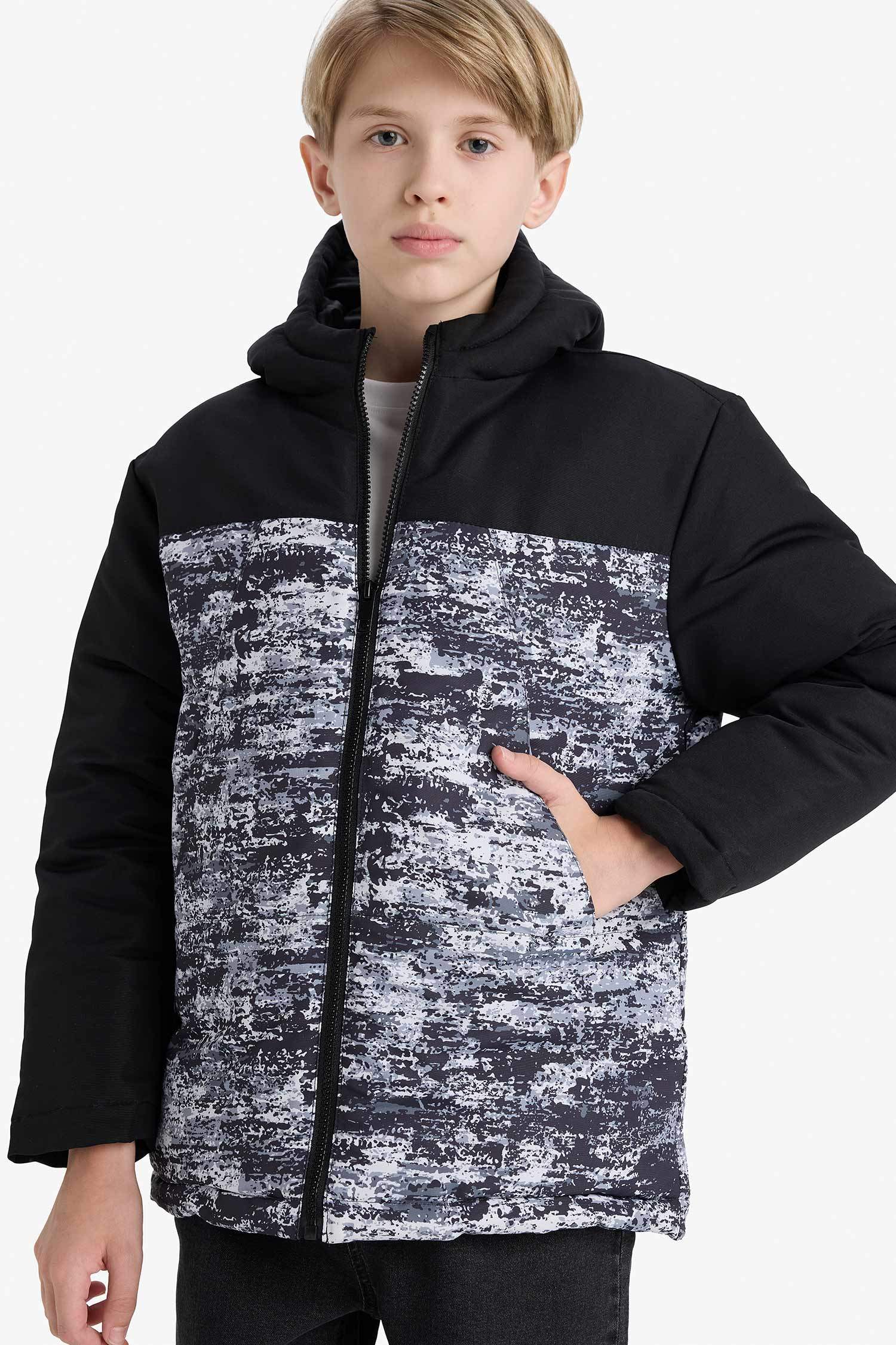Erkek Çocuk Su İtici Kapüşonlu Fermuarlı Şişme Mont
