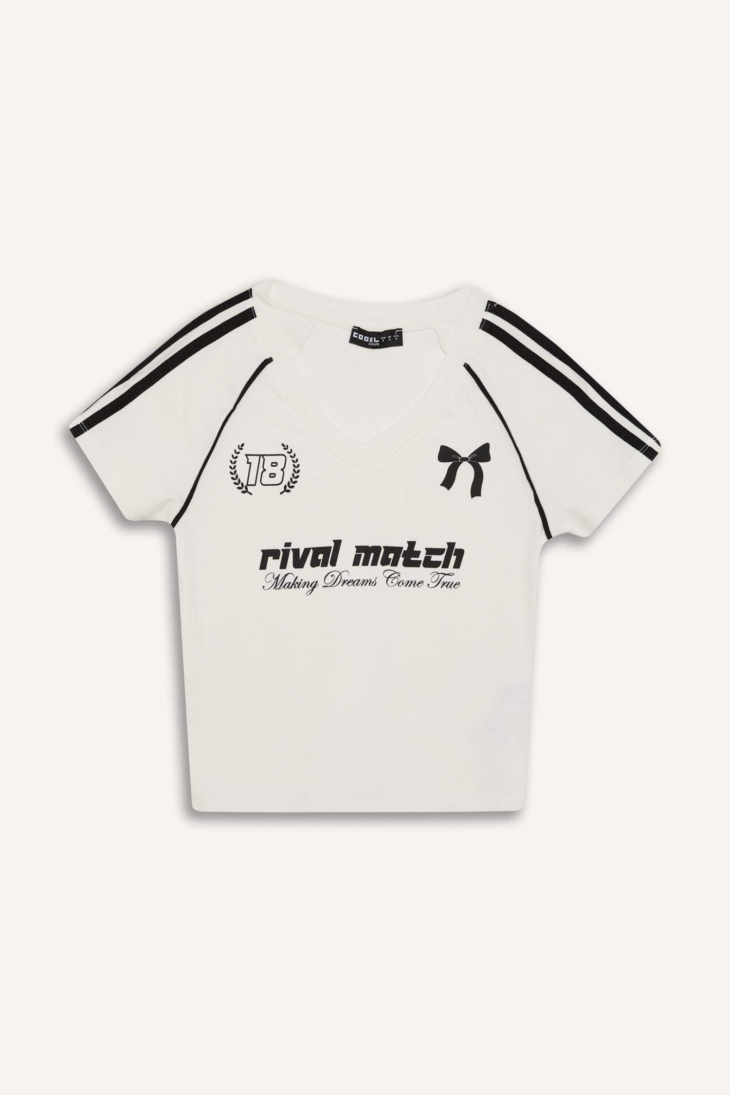 تيشيرت بولو نص ردن مضلع مخصر