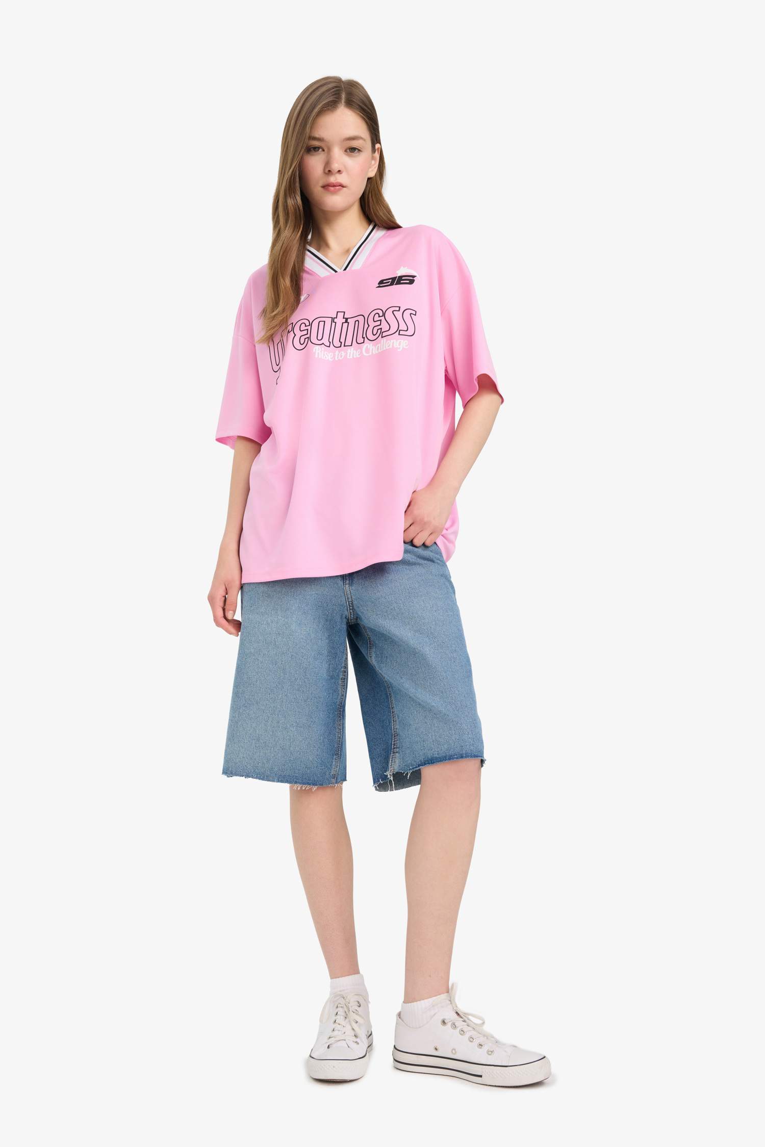 Oversize Fit V Neck Printed Short Sleeve T-Shirt