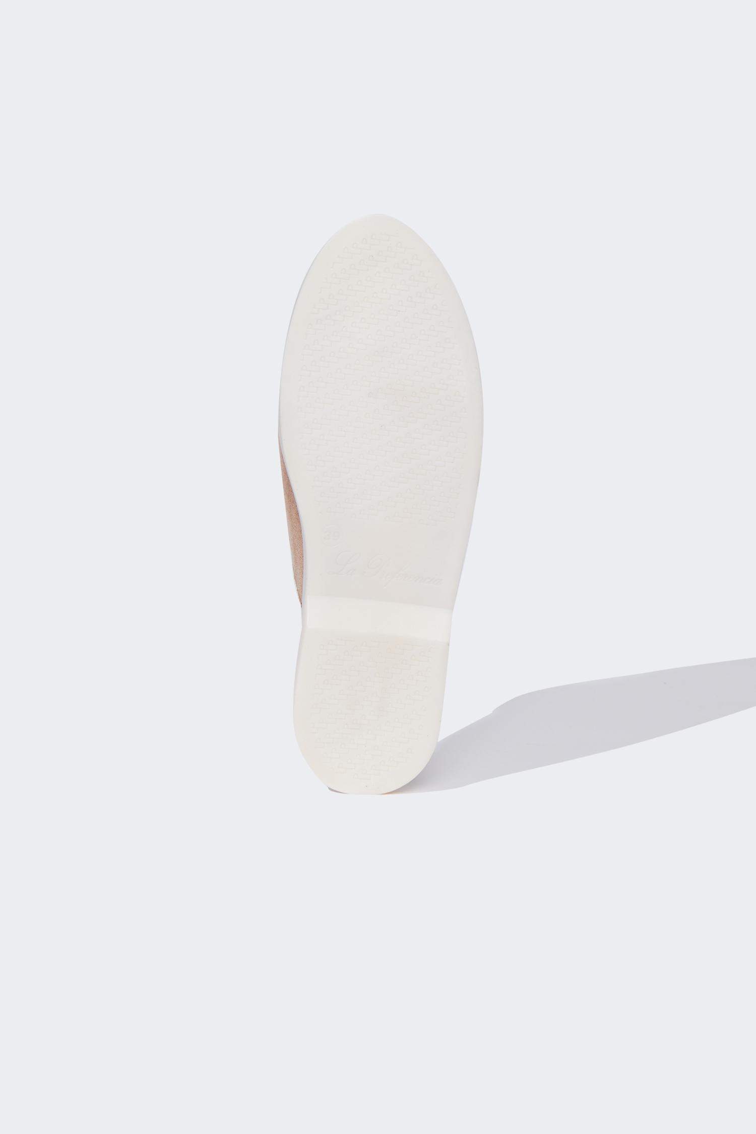 Woman Flat Sole Slipper