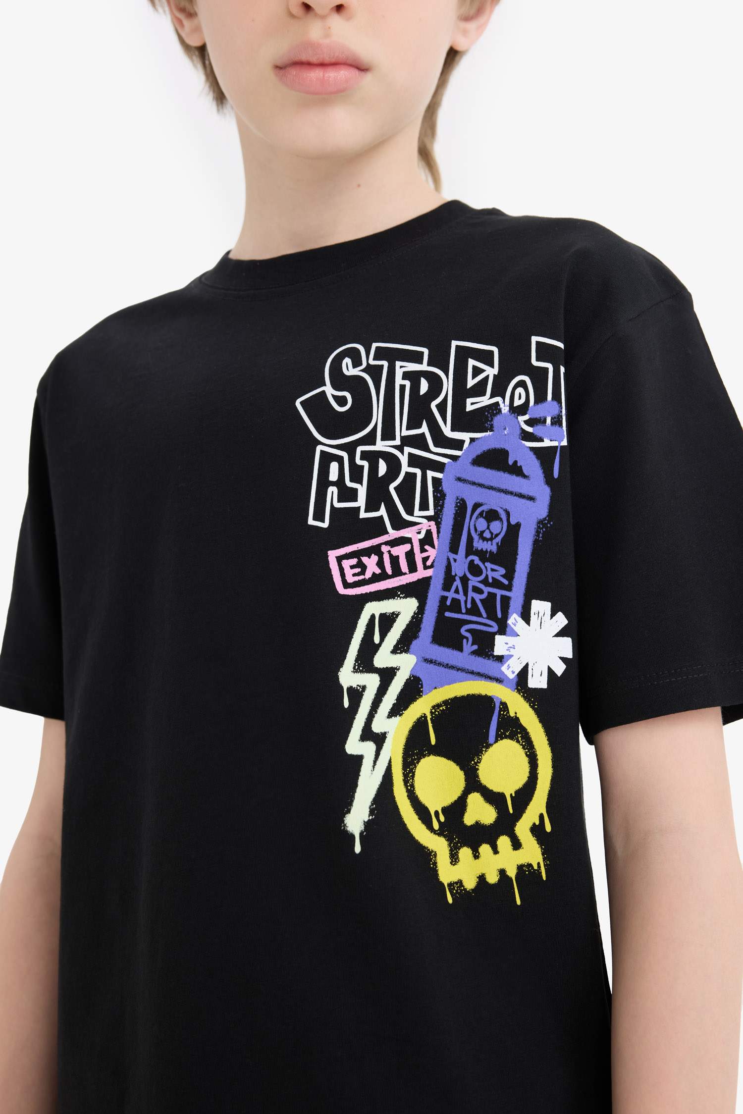 Erkek Çocuk Bisiklet Yaka Baskılı Kısa Kollu Tişört