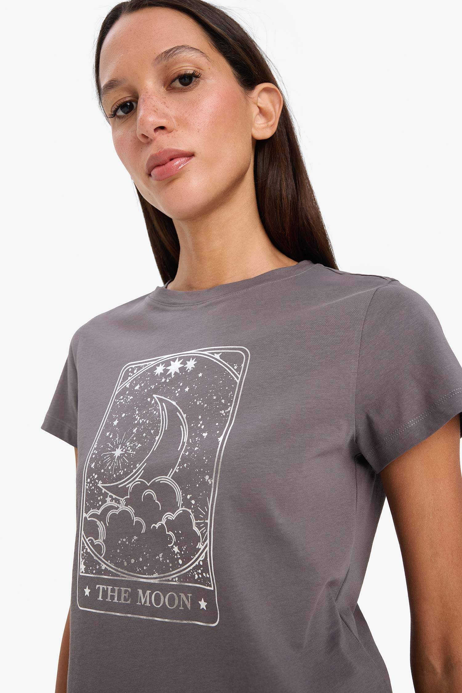 Футболка с круглым вырезом и принтом