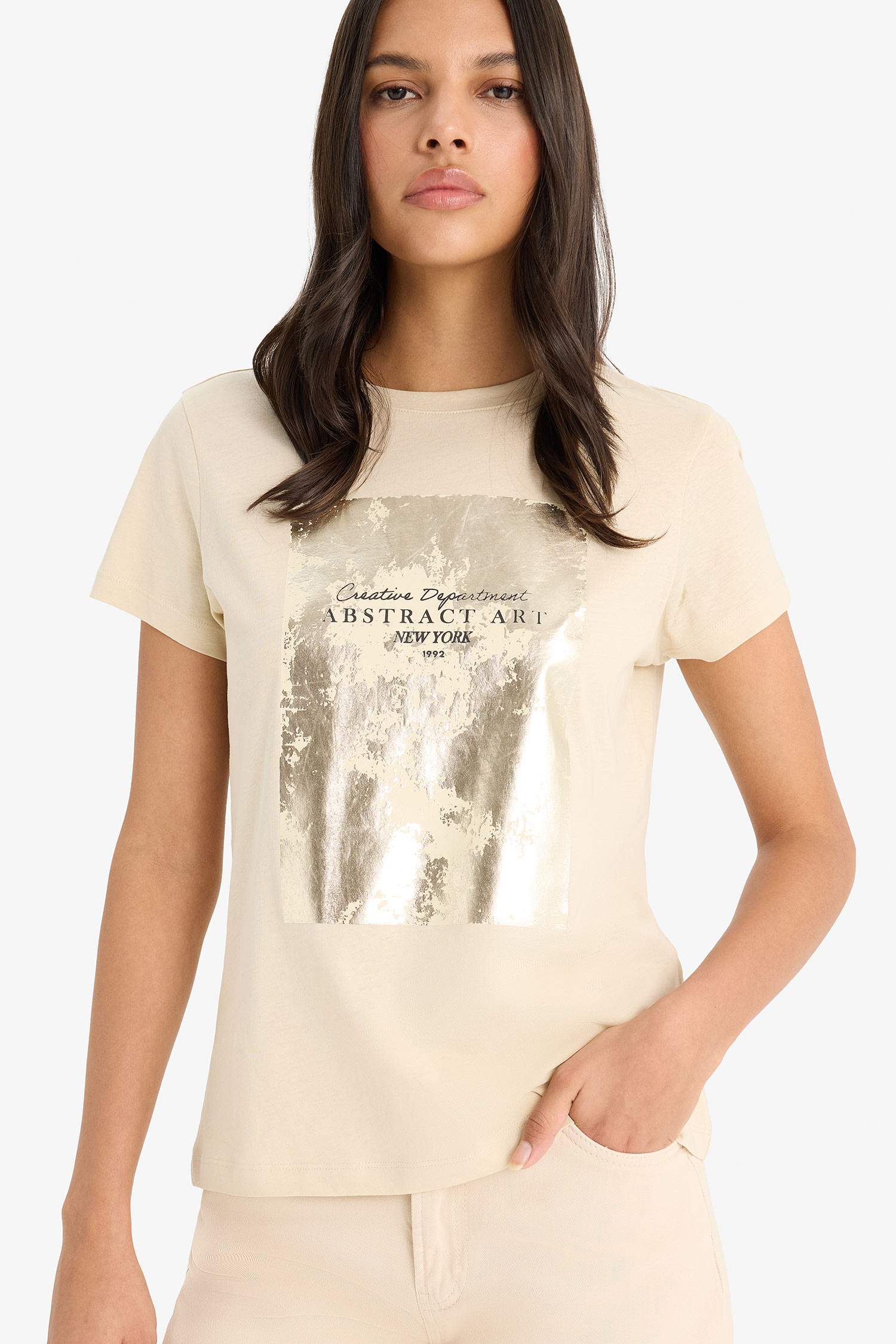 تيشيرت نص ردن قصة عادية وياخة مستديرة