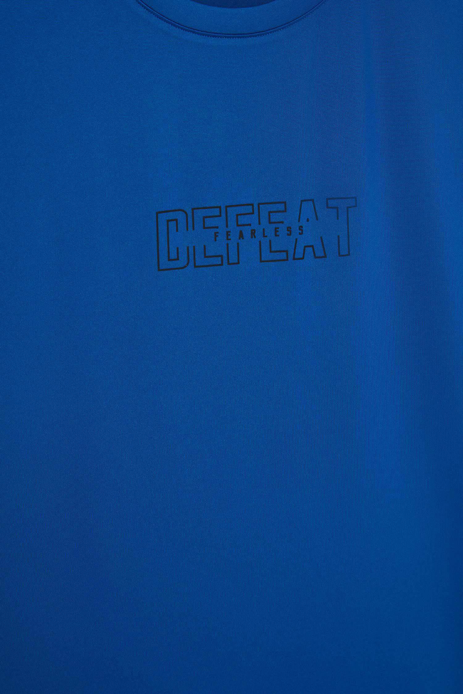 T-shirt de sport slim imprimé à col rond et manches courtes de DeFactoFit