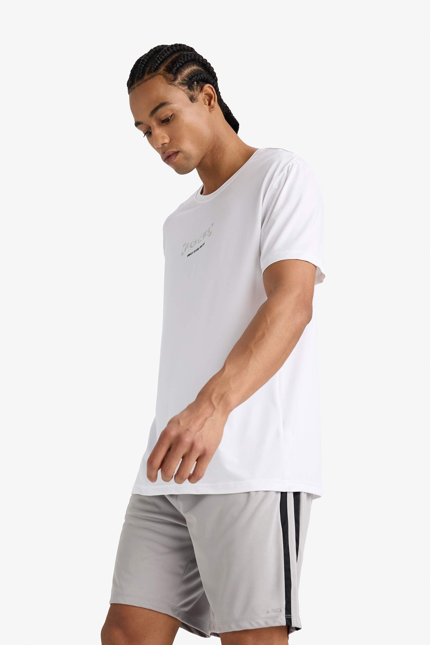 DeFactoFit шорты стандартного кроя с карманами и короткими штанинами, спортивного типа