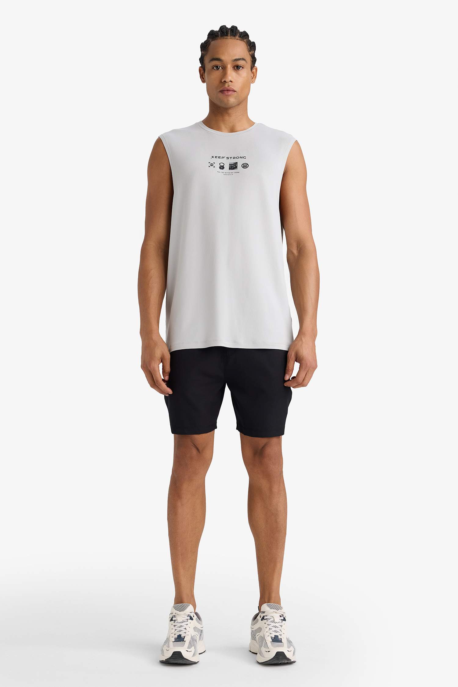 DeFactoFit Standart Fit Sporcu Cepli Dokuma Şort