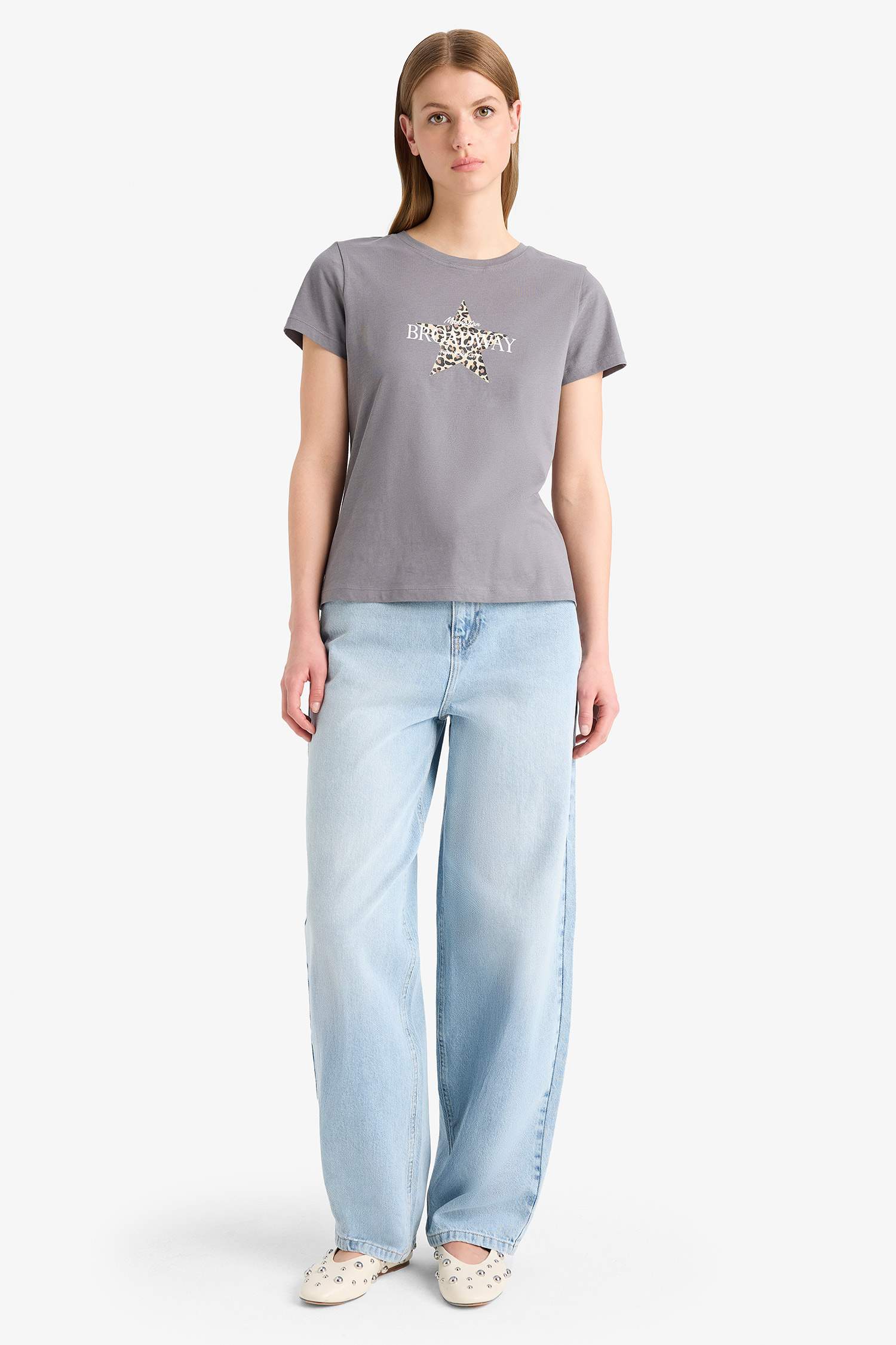 Футболка с круглым вырезом и звездным узором