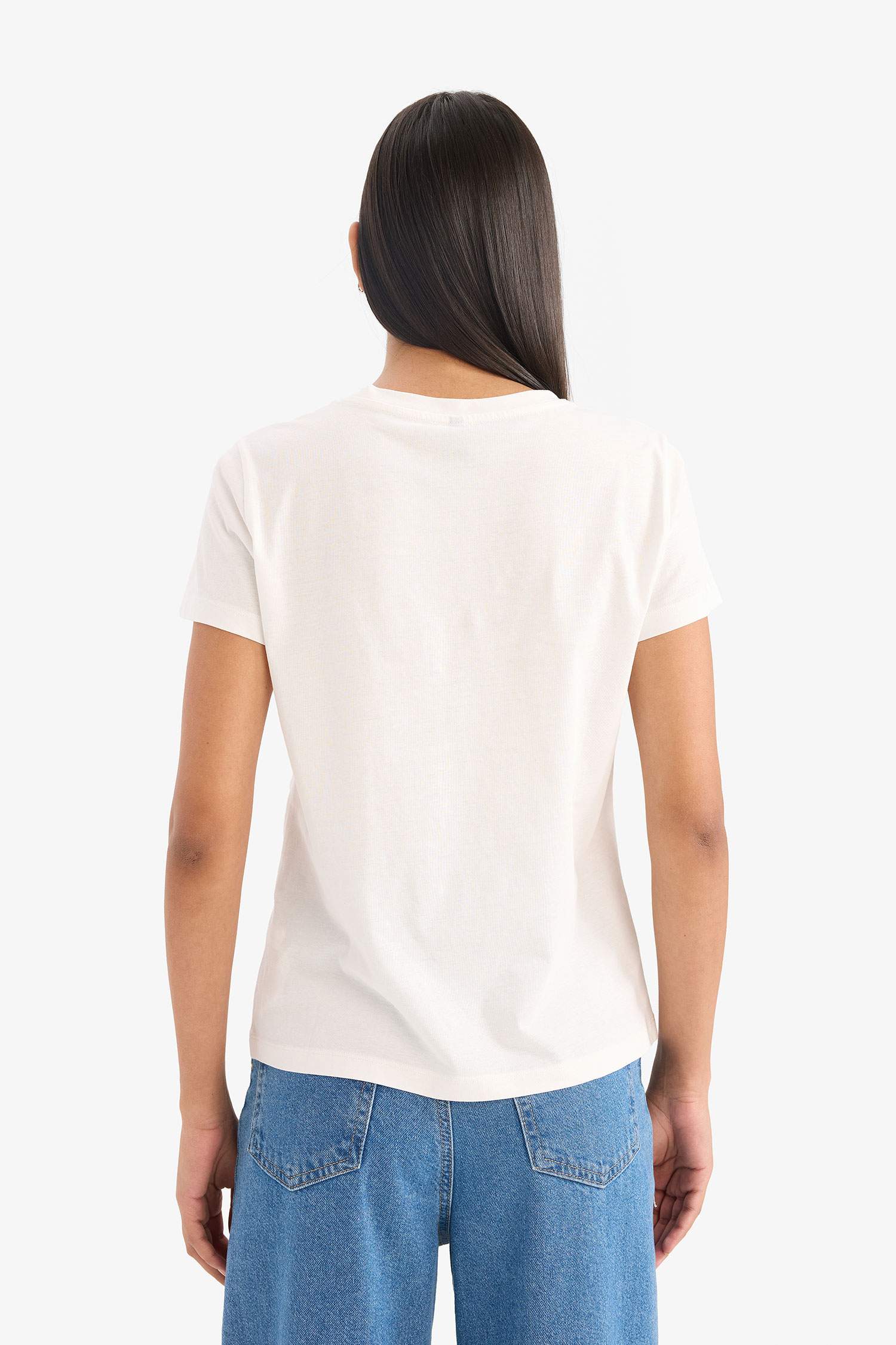 تيشيرت نص ردن قصة عادية بياخة مستديرة