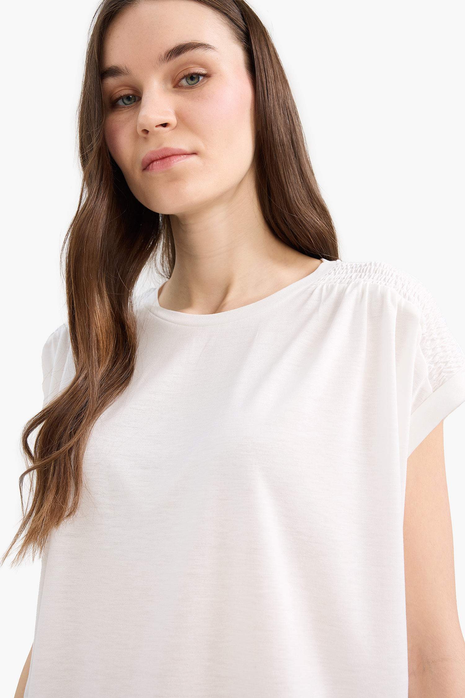 Bisiklet Yaka Basic Düz Kısa Kollu Tişört