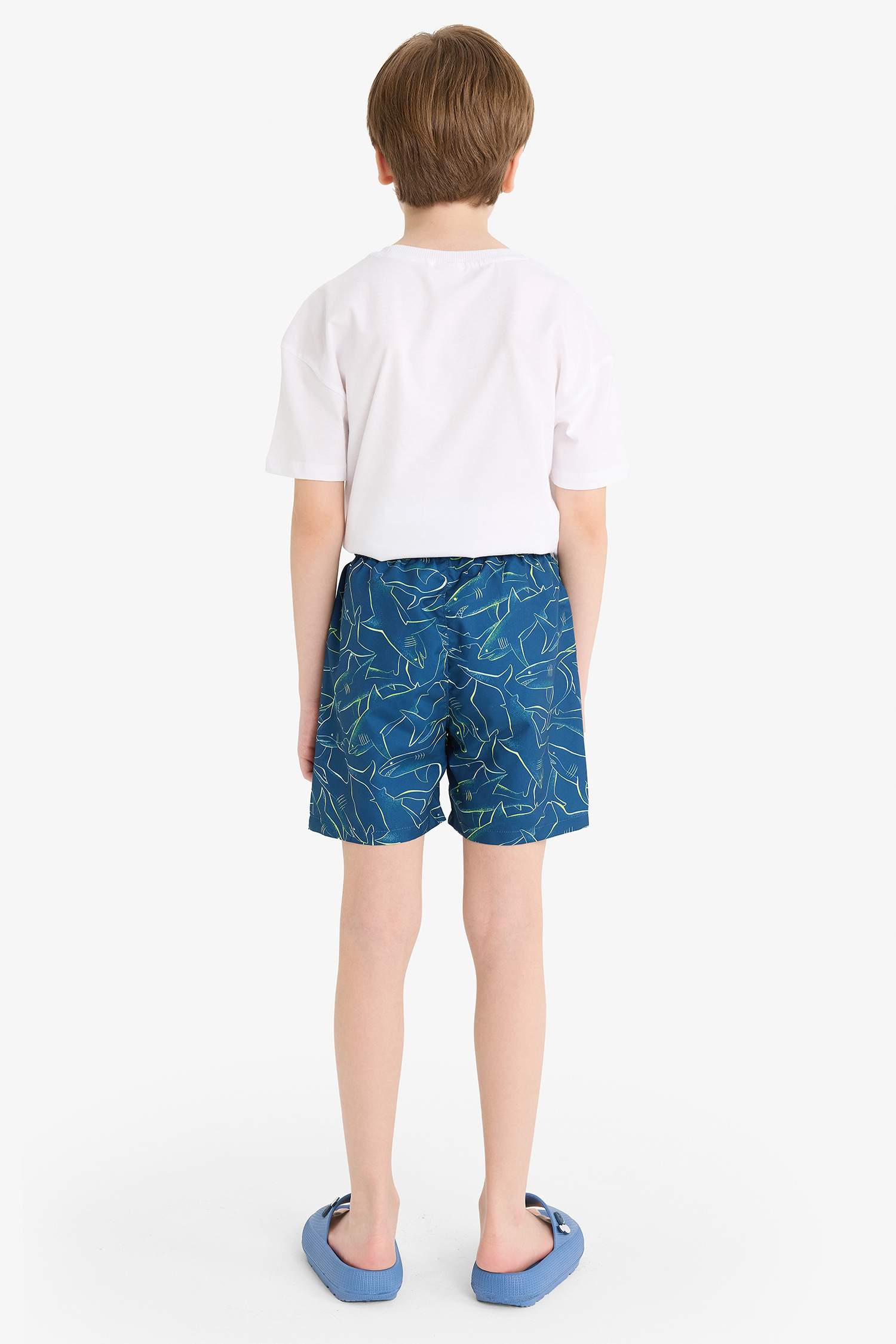 شورت بحر اولادي بطبعة سمك