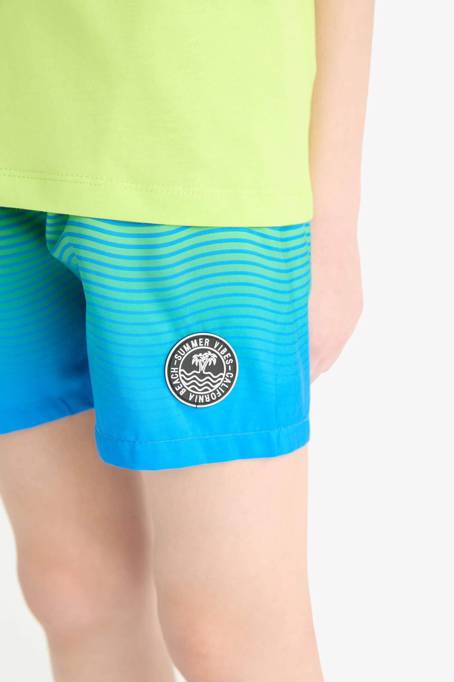 شورت بحر اولادي مطبوع