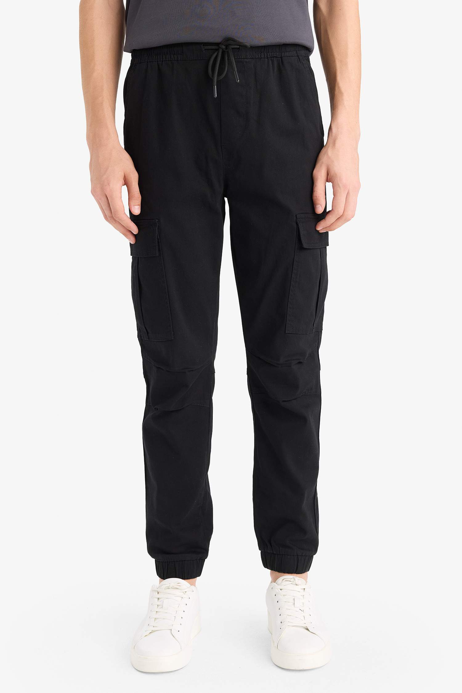 Regular Fit Elastic Waist and Gabardine Cargo Pants