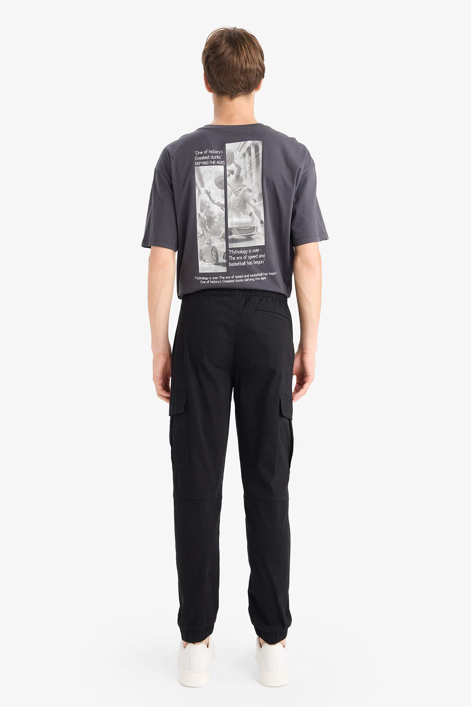 Regular Fit Elastic Waist and Gabardine Cargo Pants