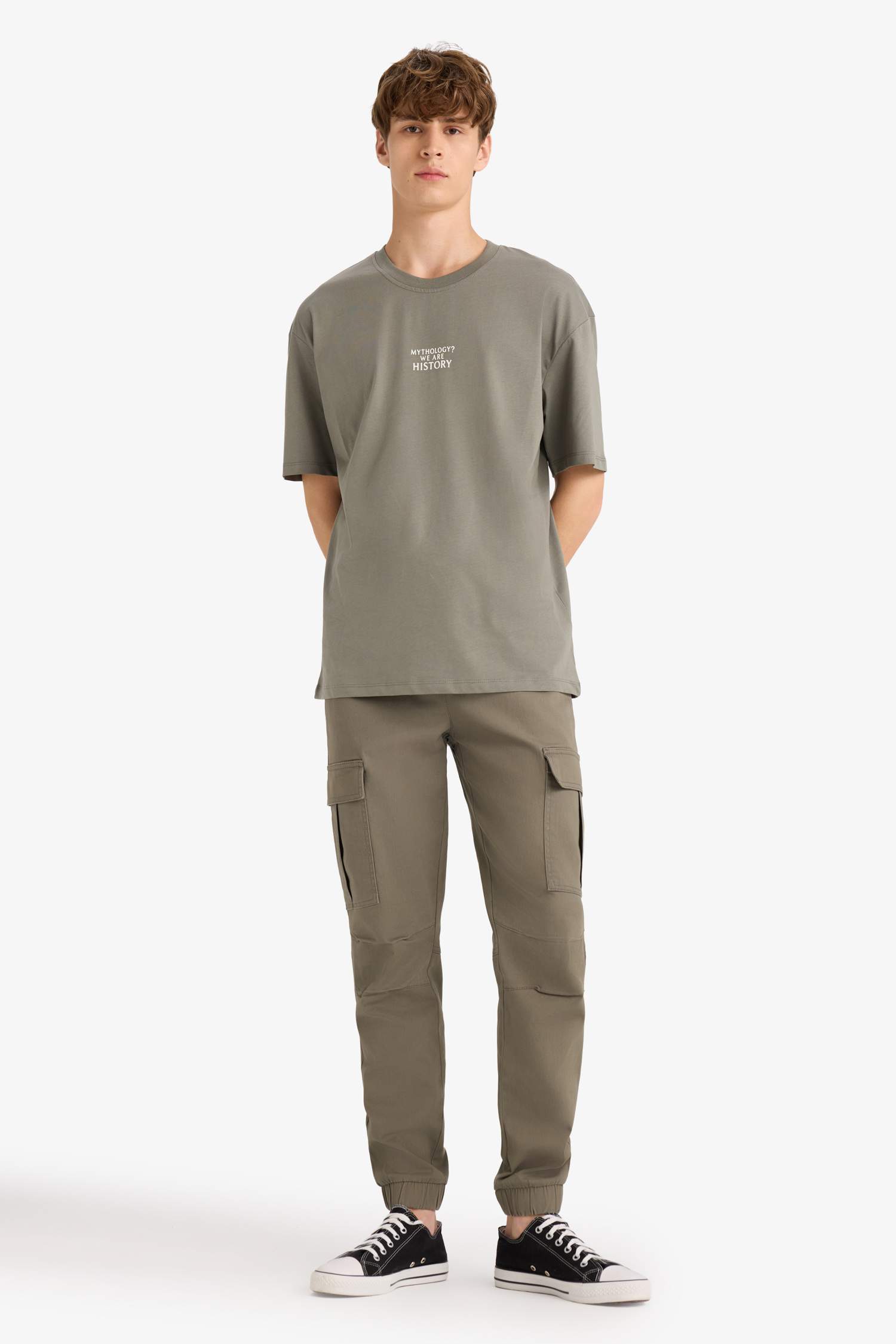 Брюки джоггер из габардина с карго-карманами и эластичным поясом