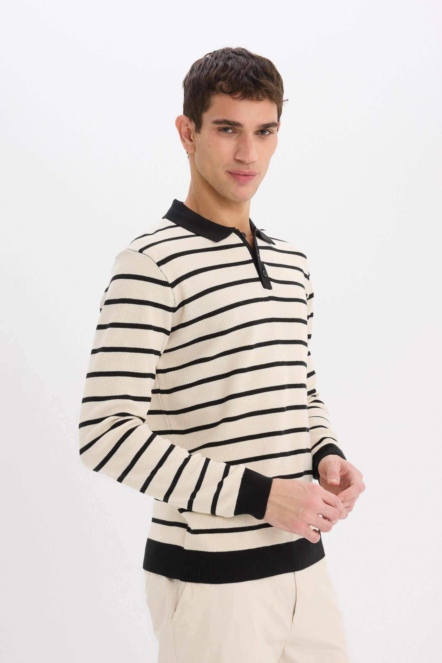 بلوز تريكو مخطط قصة عادية بياخة بولو