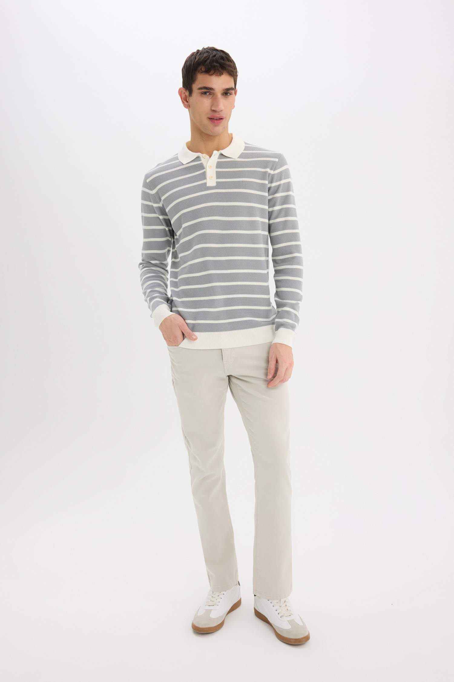 Standard Fit Polo Collar Knitwear Pullover