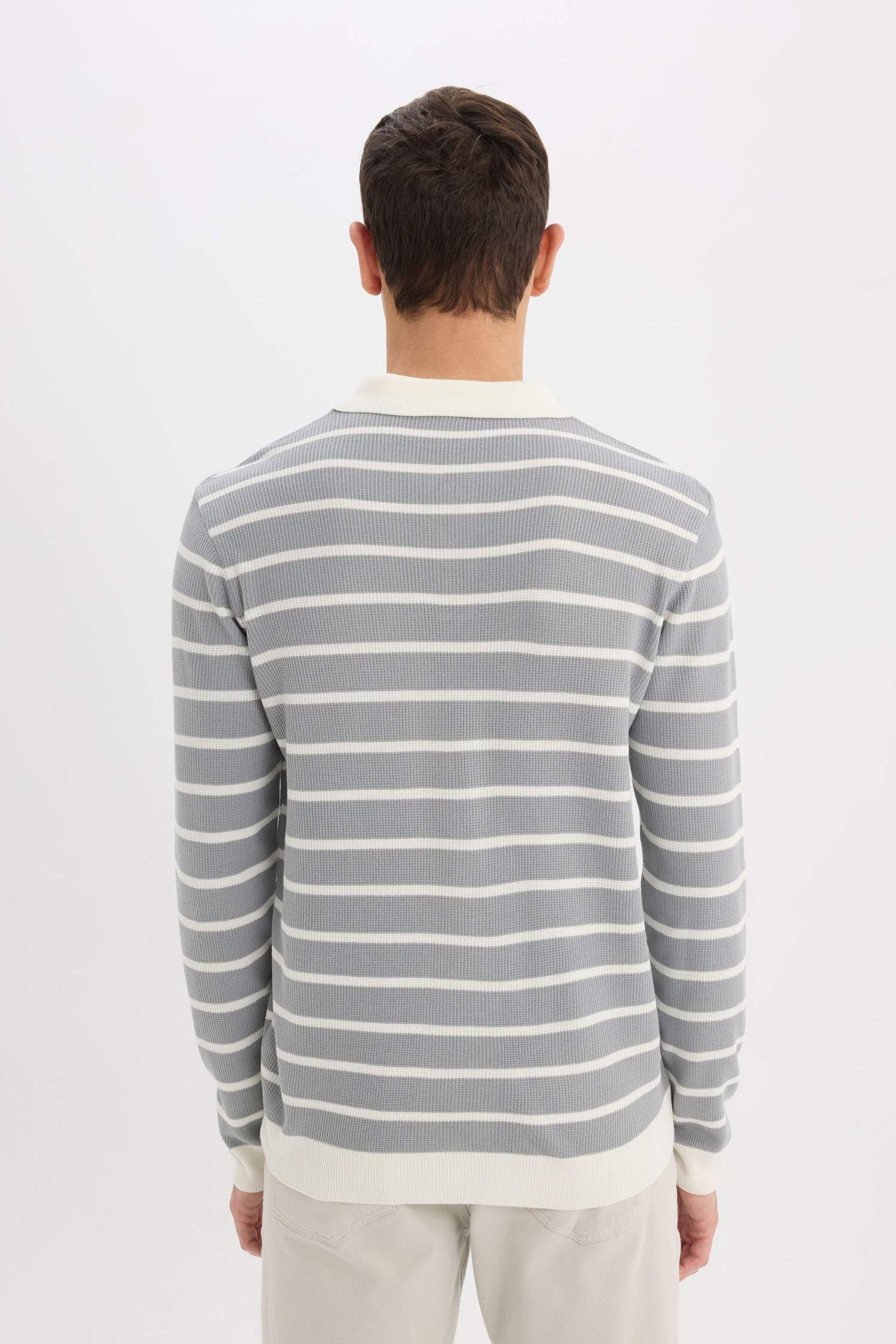 Standard Fit Polo Collar Knitwear Pullover