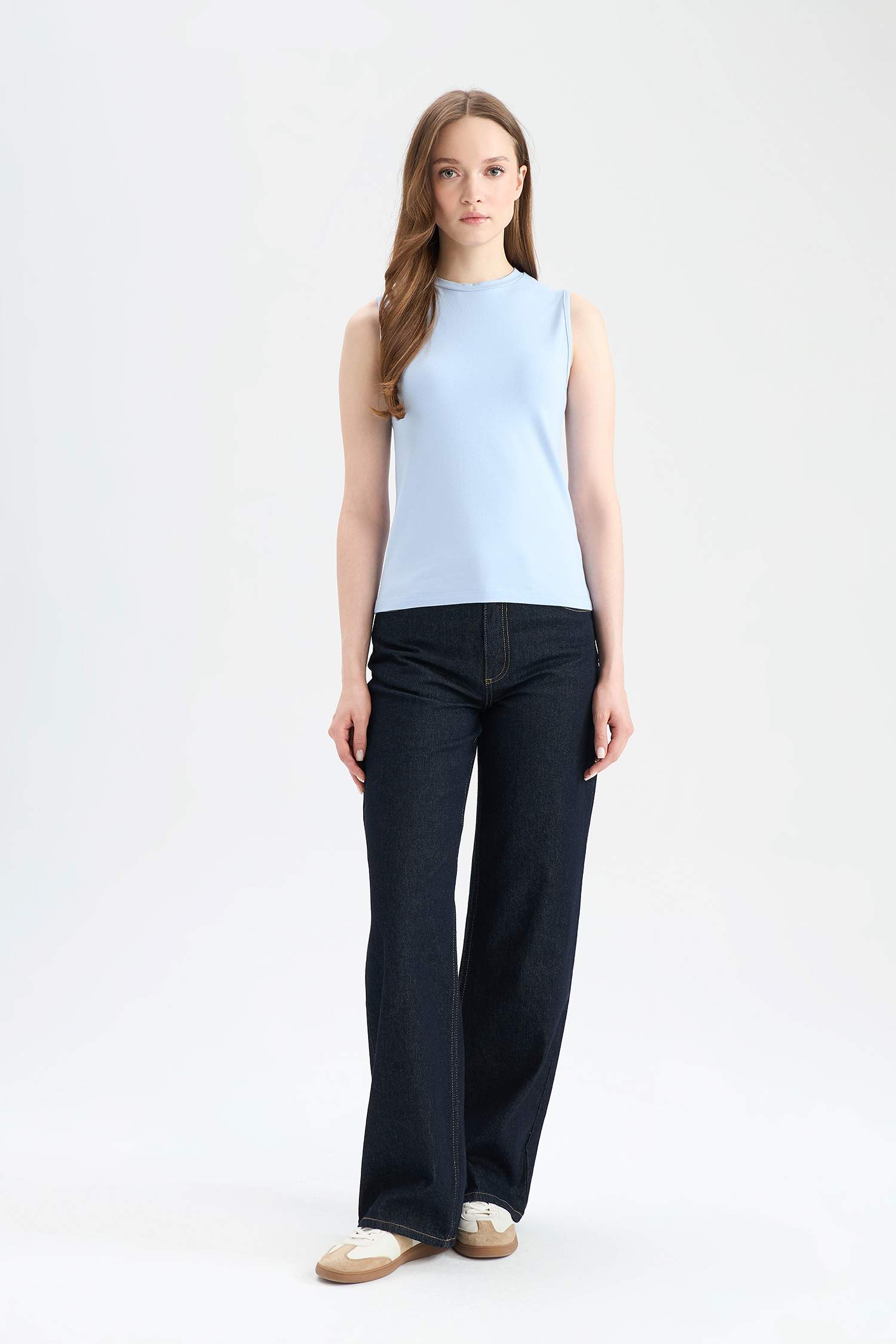 Regular Fit Bisiklet Yaka Basic Düz Atlet