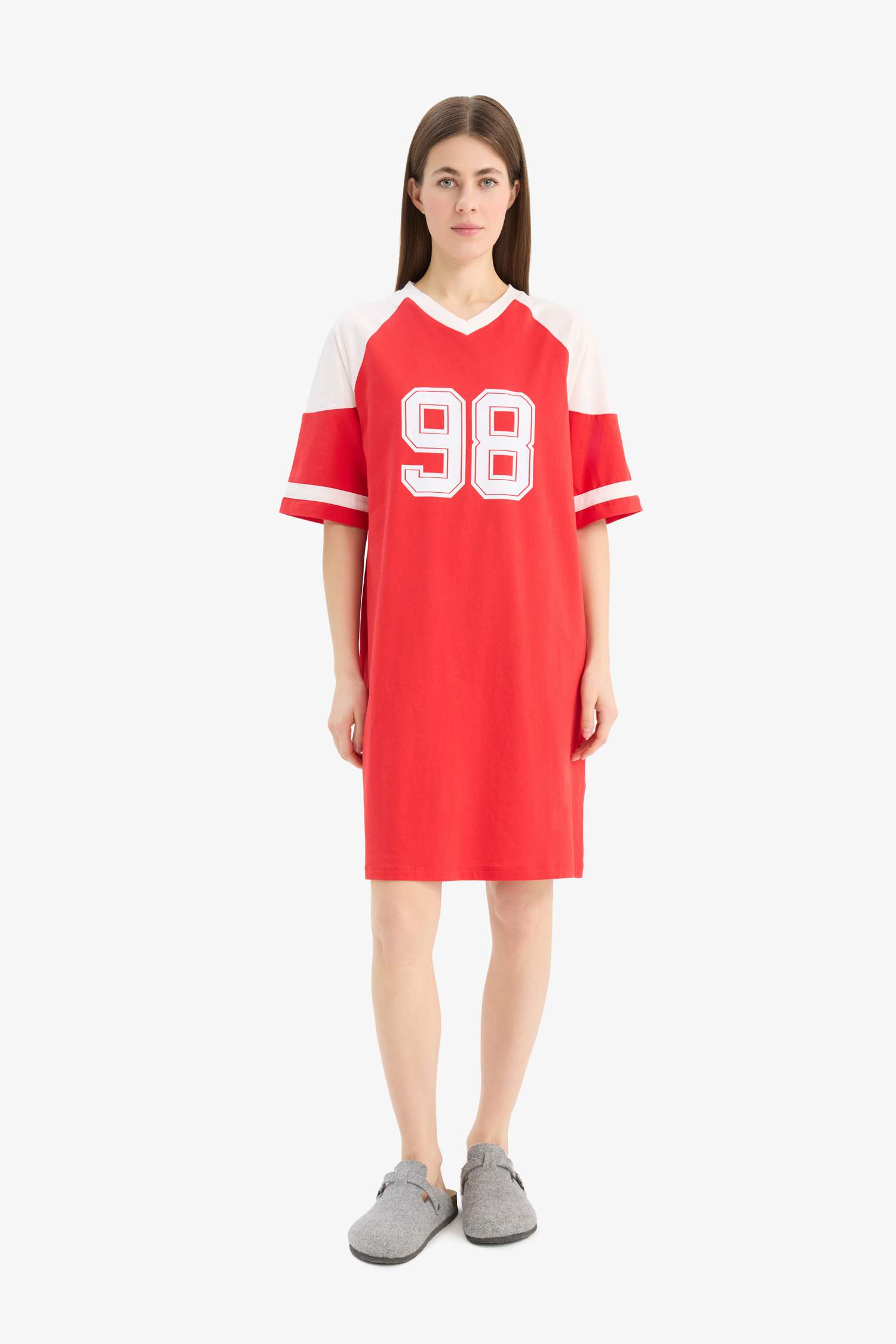 【CPGN STUDIO】DI VITA MOGLIE Short Sleeve Red Woman Fall in Love Printed V Neck Short Sleeve Nightgown
