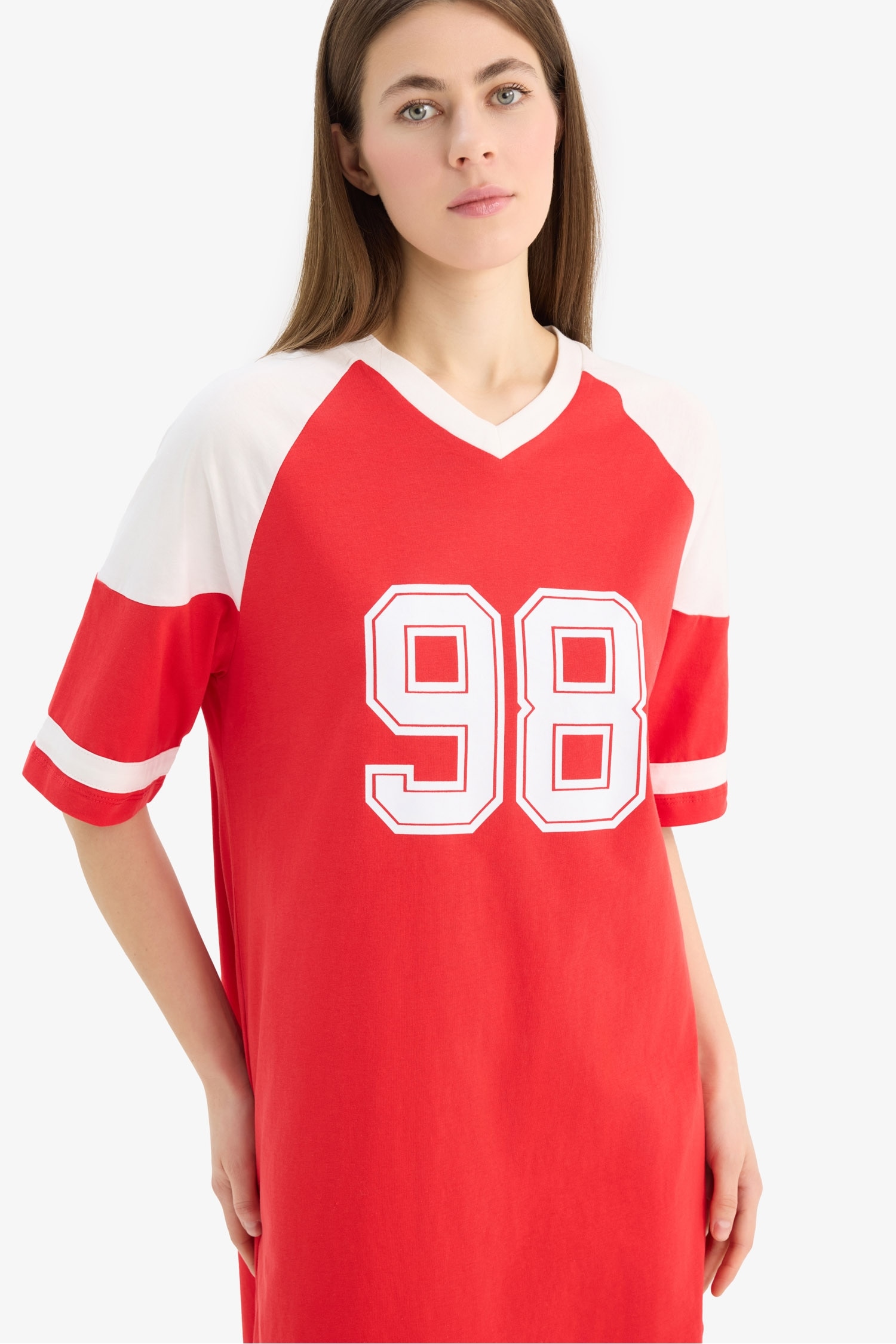 Baskılı V Yaka Kısa Kollu Gecelik-Fall in Love