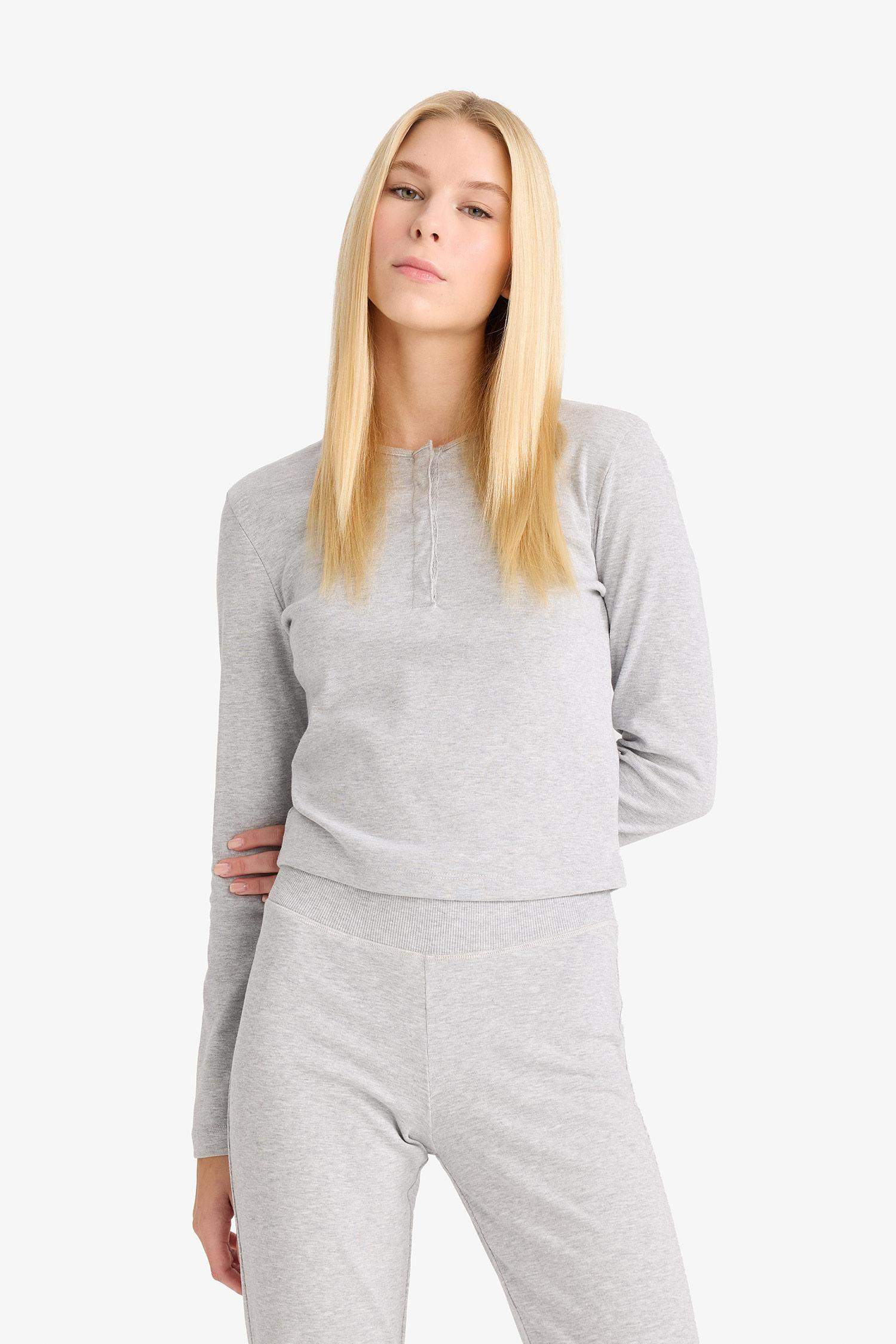 Fitted Ribbed Long Sleeve T-Shirt