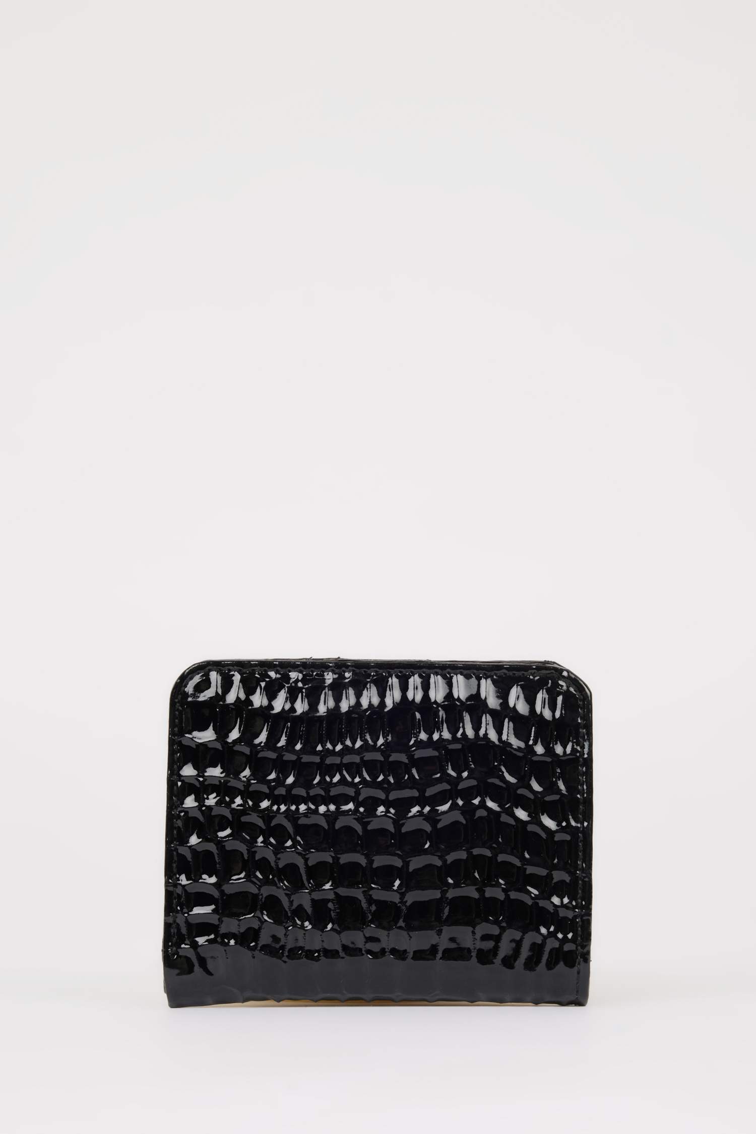 محفظة حريمي جلد صناعي