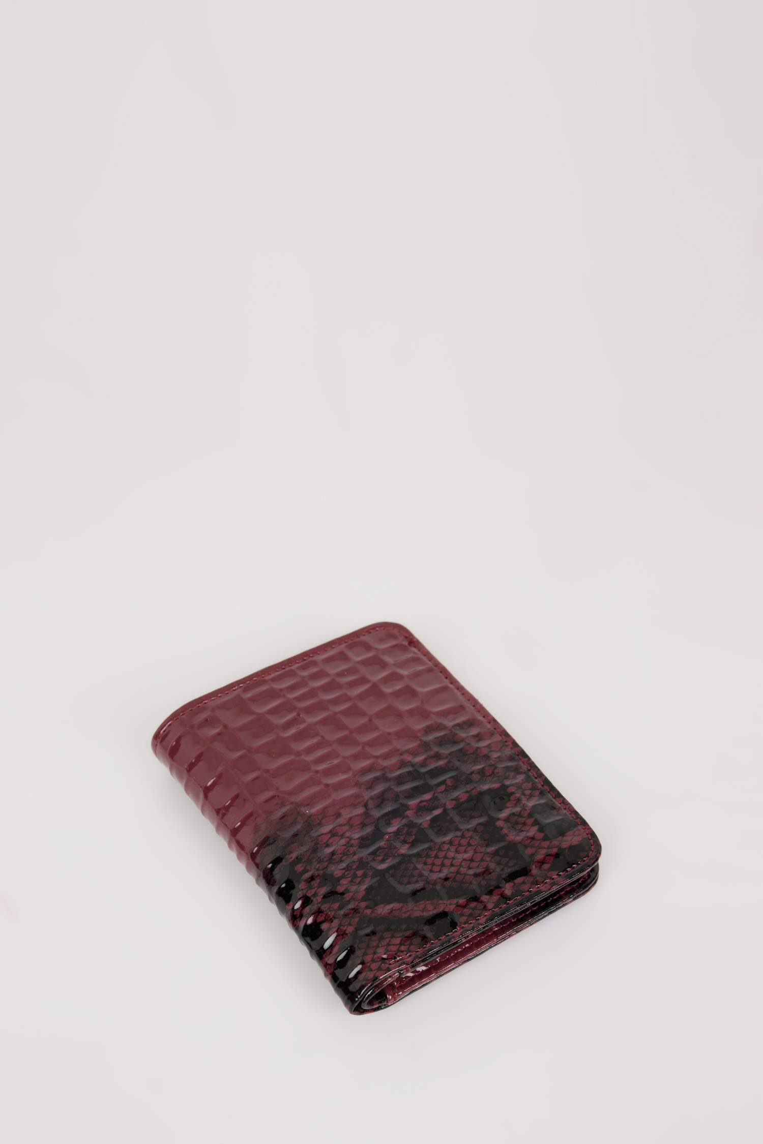 Woman Faux Leather Wallets