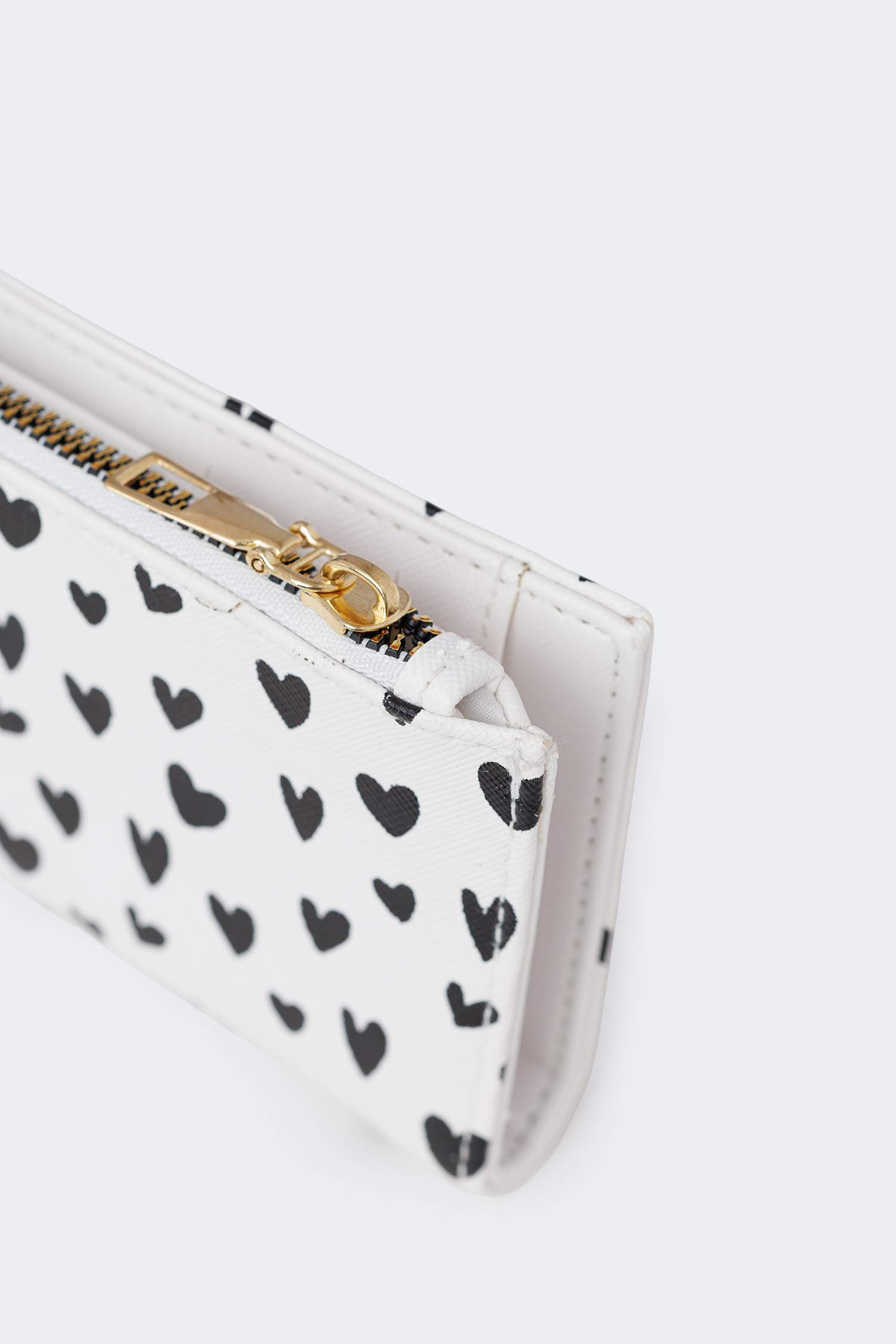 محفظة حريمي جلد صناعي